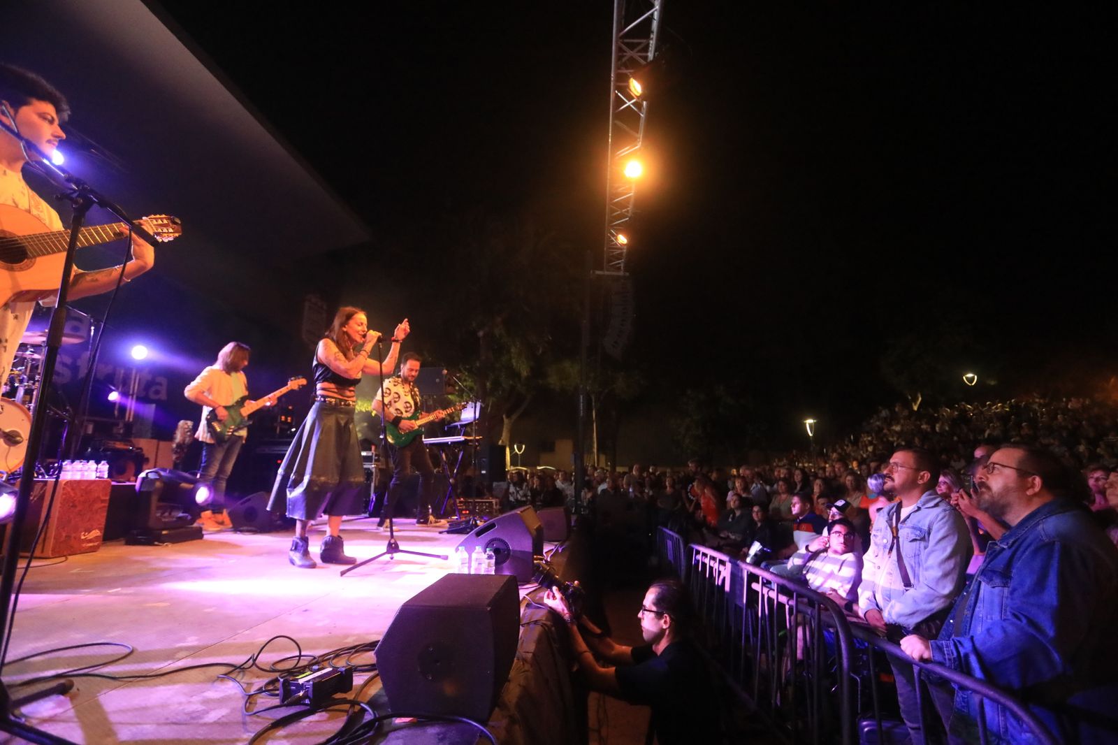 Concierto de La Mari de Chambao en San Fernando