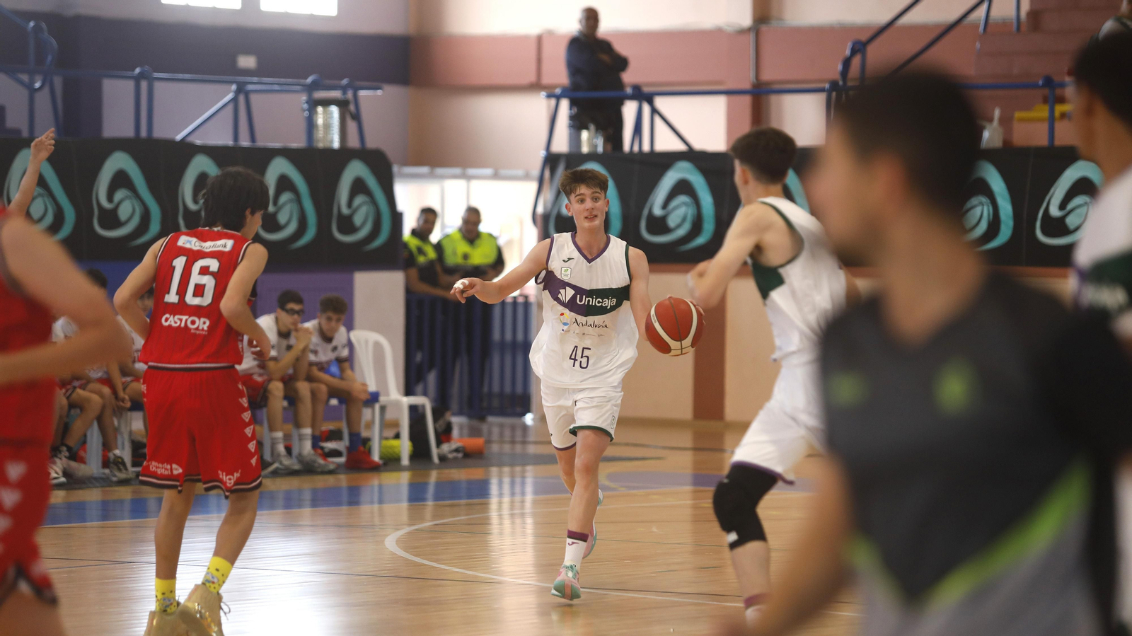 Las fotos de las semifinales del Cadeba infantil masculino de La Línea
