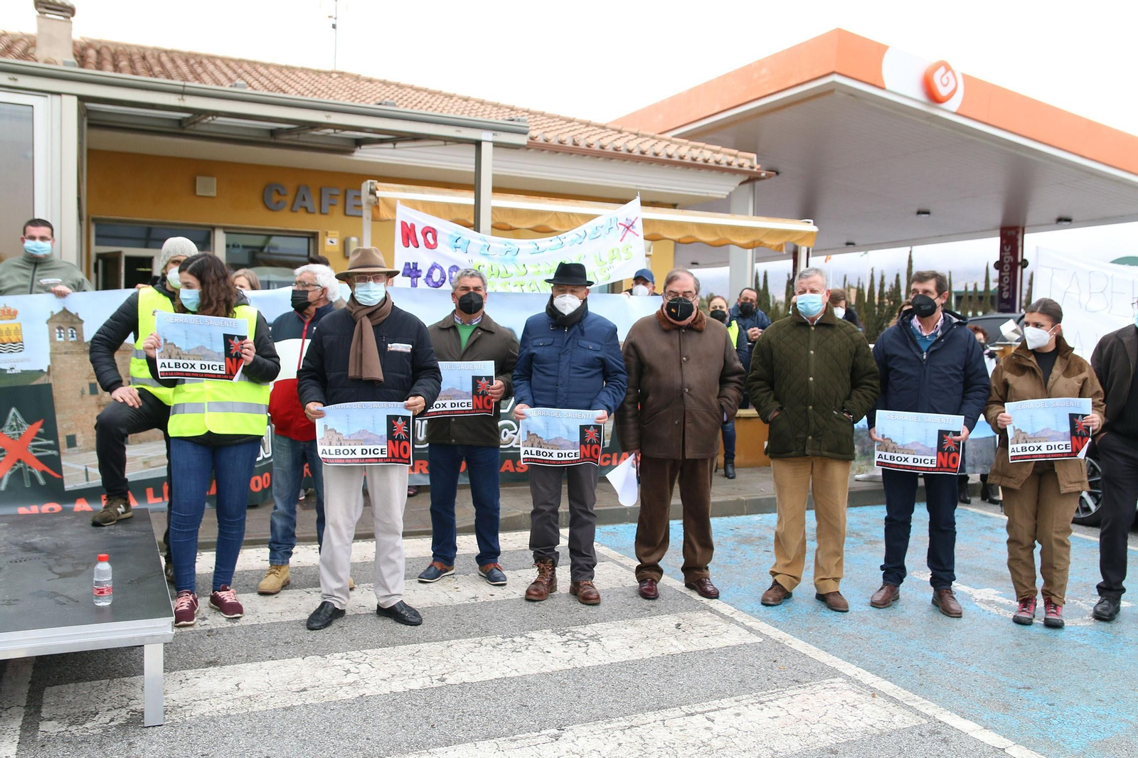 Fotogalería de la tractorada del Almanzora contra línea de 400 Kv que atraviesa las Estancias