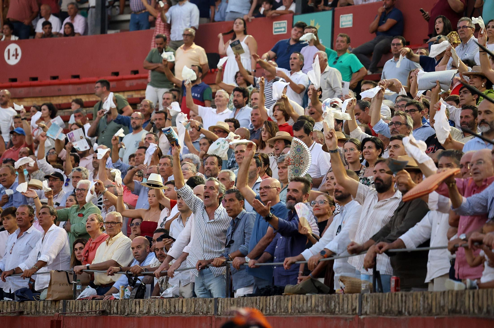 Búscate en la Plaza de Toros La Merced durante la corrida del jueves 31 de julio