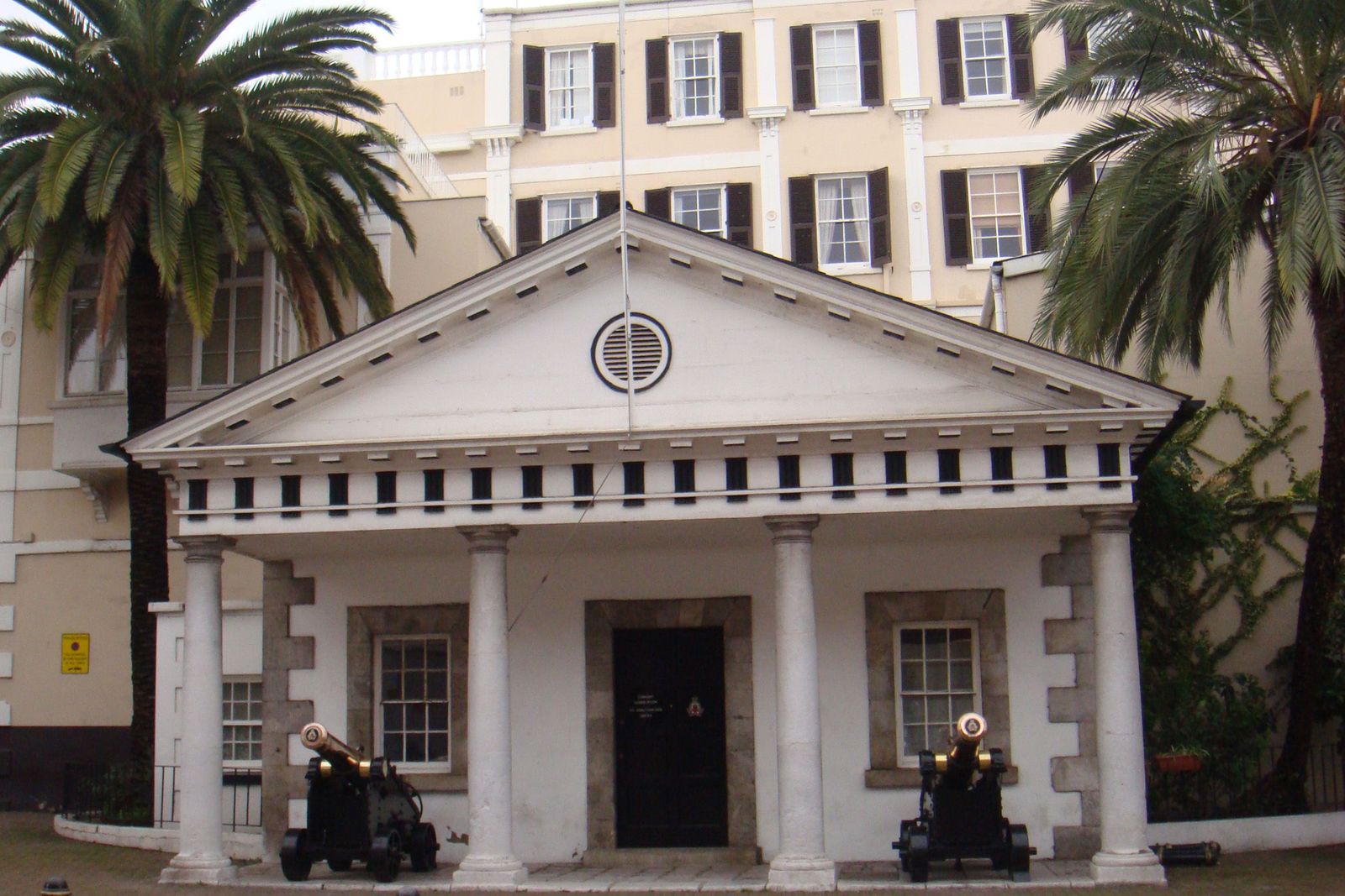 Convent Place, sede del Gobierno de Gibraltar.