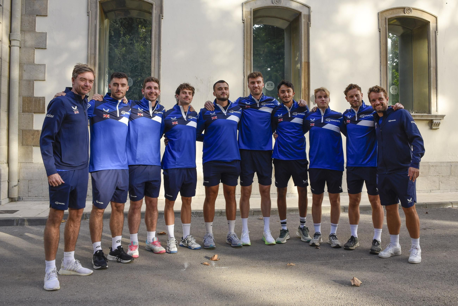 Las fotos del desfile de banderas de las selecciones participantes en el FIP Euro Pádel Cup de La Línea