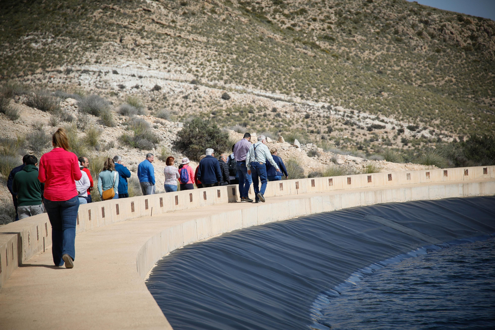 CUCN visita la desaladora de Carboneras y las balsas de Níjar