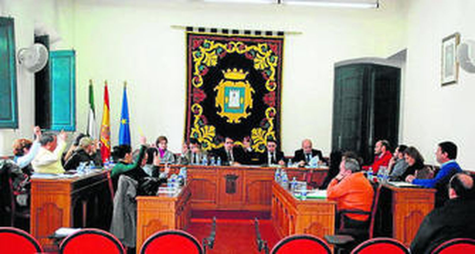 El Pleno Extraordinario aprobó las cuentas para este año.