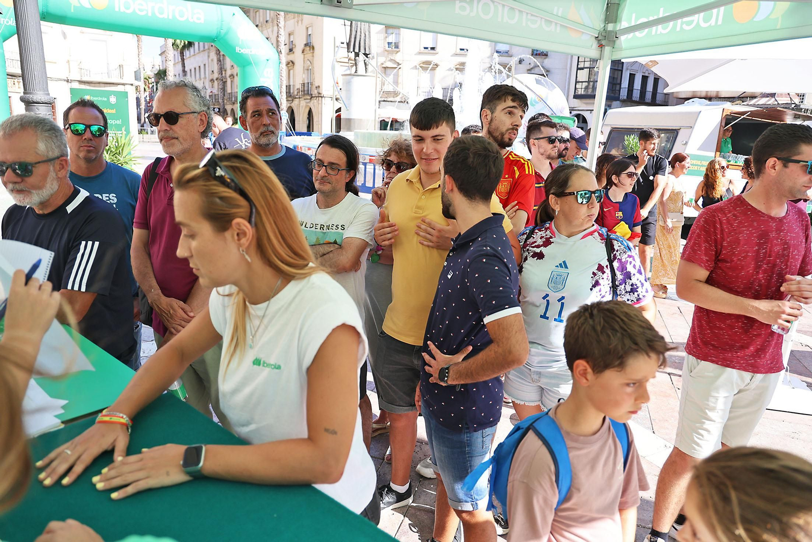 Imágenes de la Fan zone en Huelva de la Final de la Eurocopa entre Inglaterra y España Imágenes de la Fan zone en Huelva de la Final de la Eurocopa entre Inglaterra y España