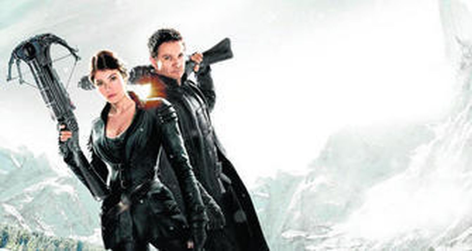 Gemma Arteton y Jeremy Renner, unos 'Hansel y Gretel' consagrados a la caza de brujas años después de abandonar la casita de chocolate.