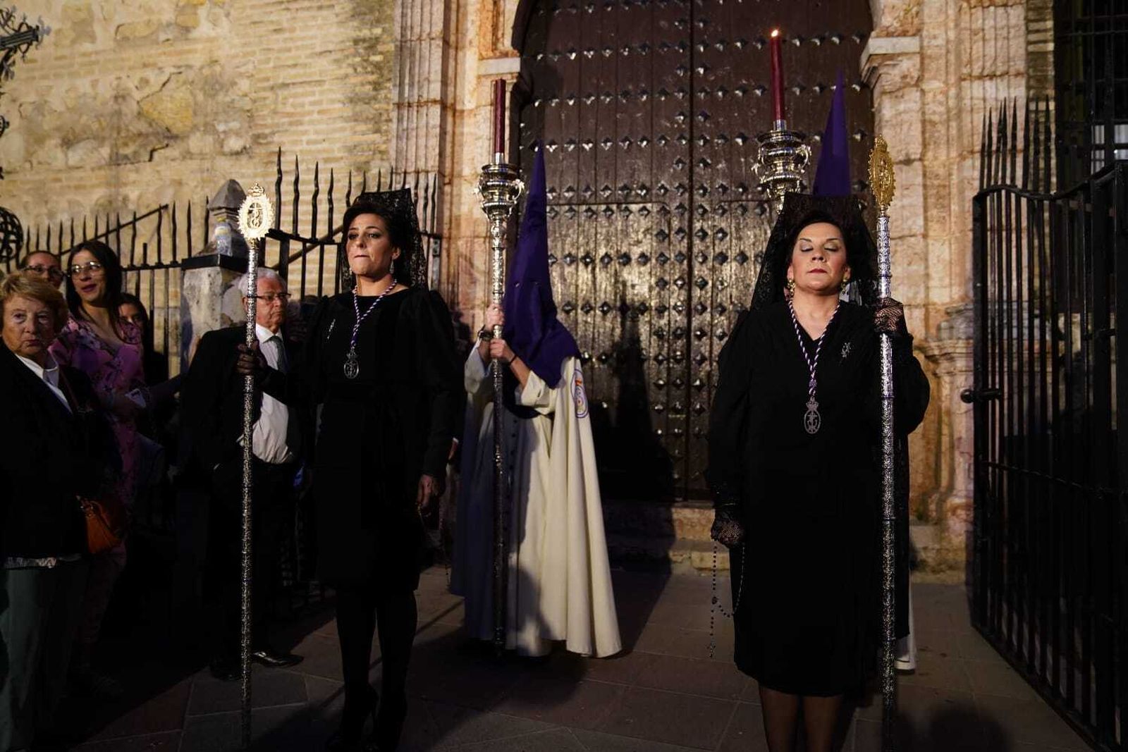 Las mejores imágenes de la tarde del Jueves Santo de Lucena: Santa Fe, Columna, Caído y Sangre