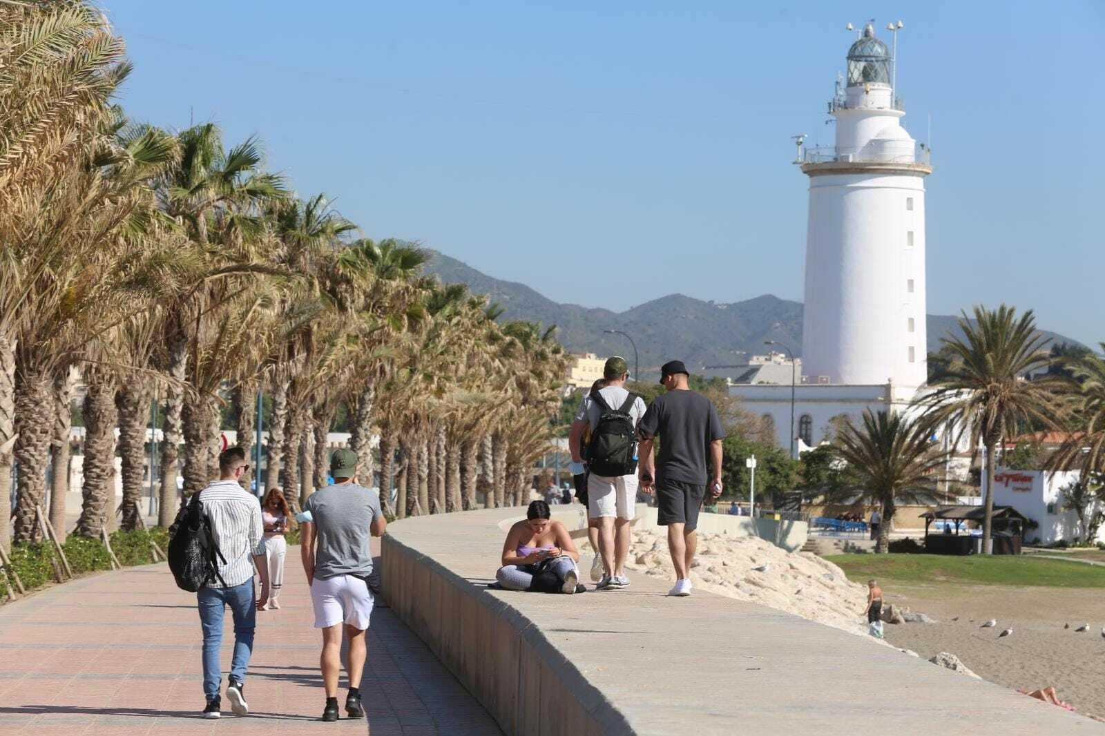 Ya es 'verano' en Málaga: las fotos del adelanto estival