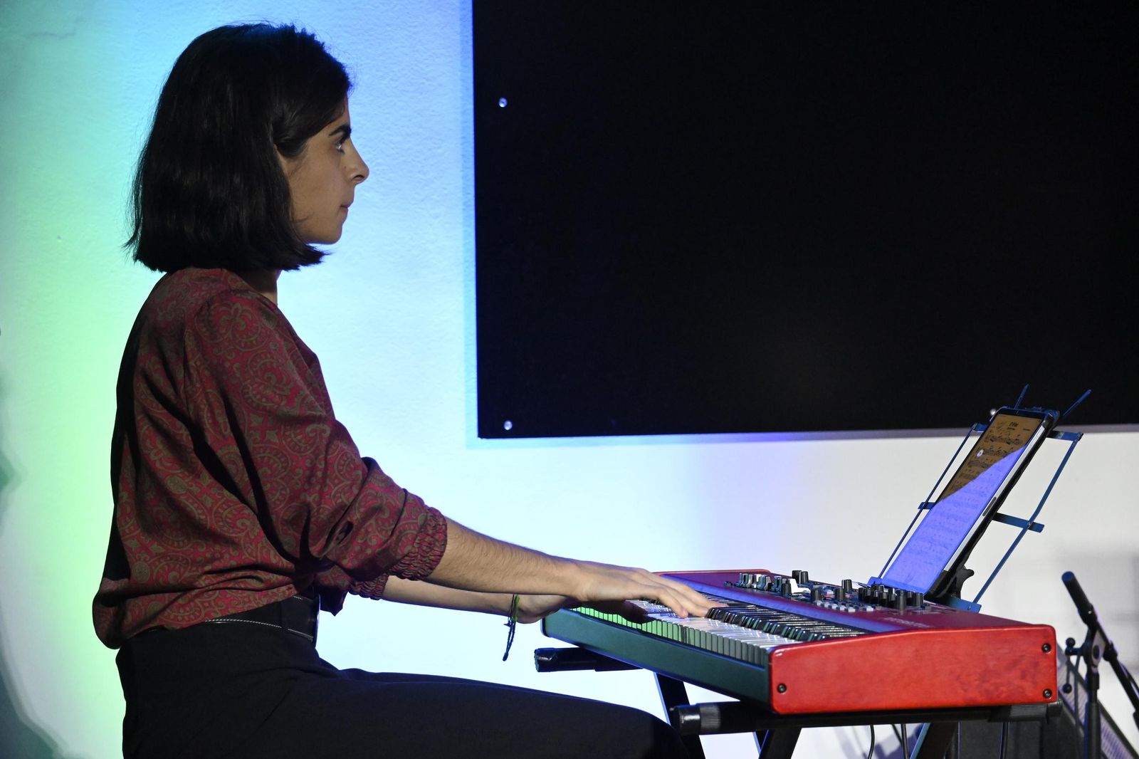 Actuación de Antonia Ferrá dentro del ciclo 'Música y otros ritmos' en imágenes