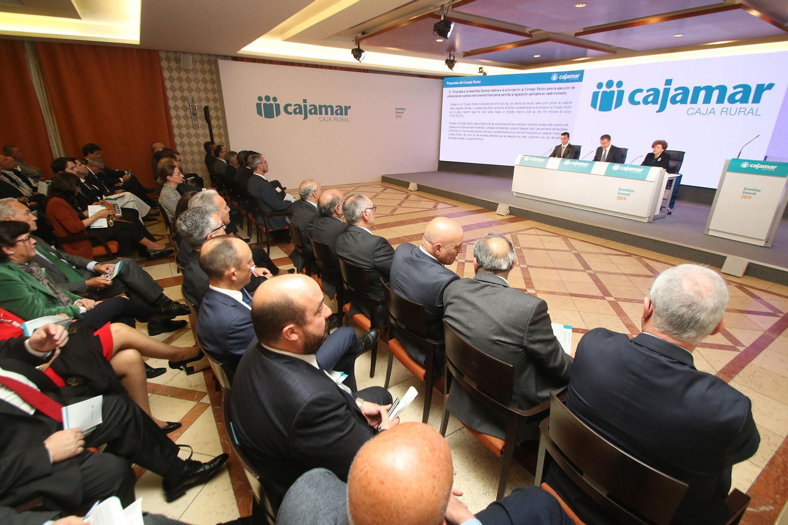 Fotogalería de la Asamblea General de Cajamar