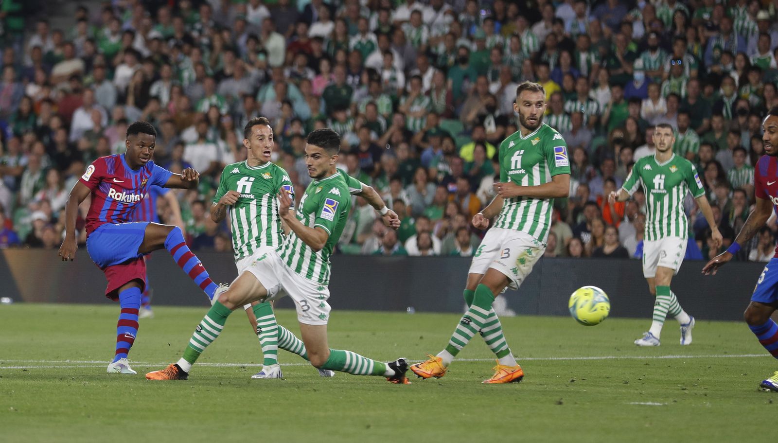 Las imágenes del Betis-Barcelona