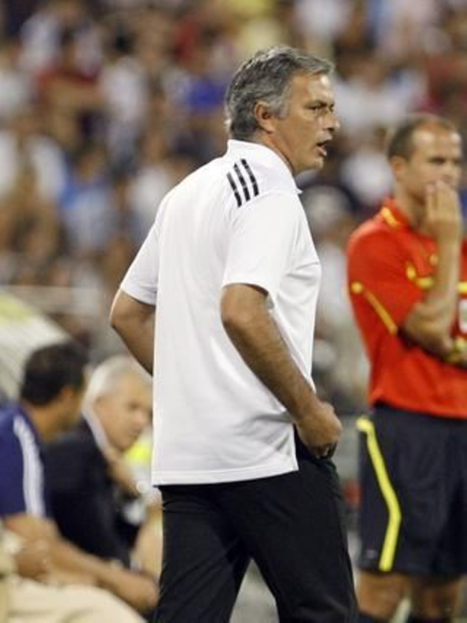 Los de Mourinho se estrenan con una cómoda y abultada victoria.

Foto: EFE