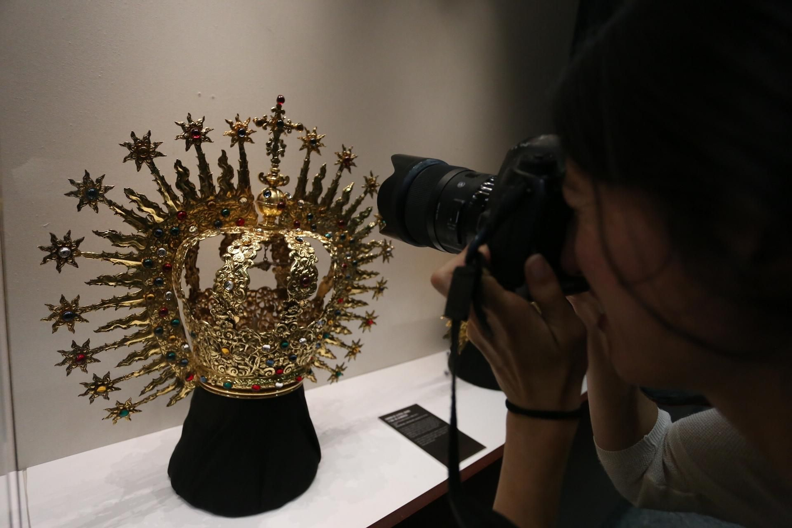 La exposición 'Pasión según Sevilla', en imágenes