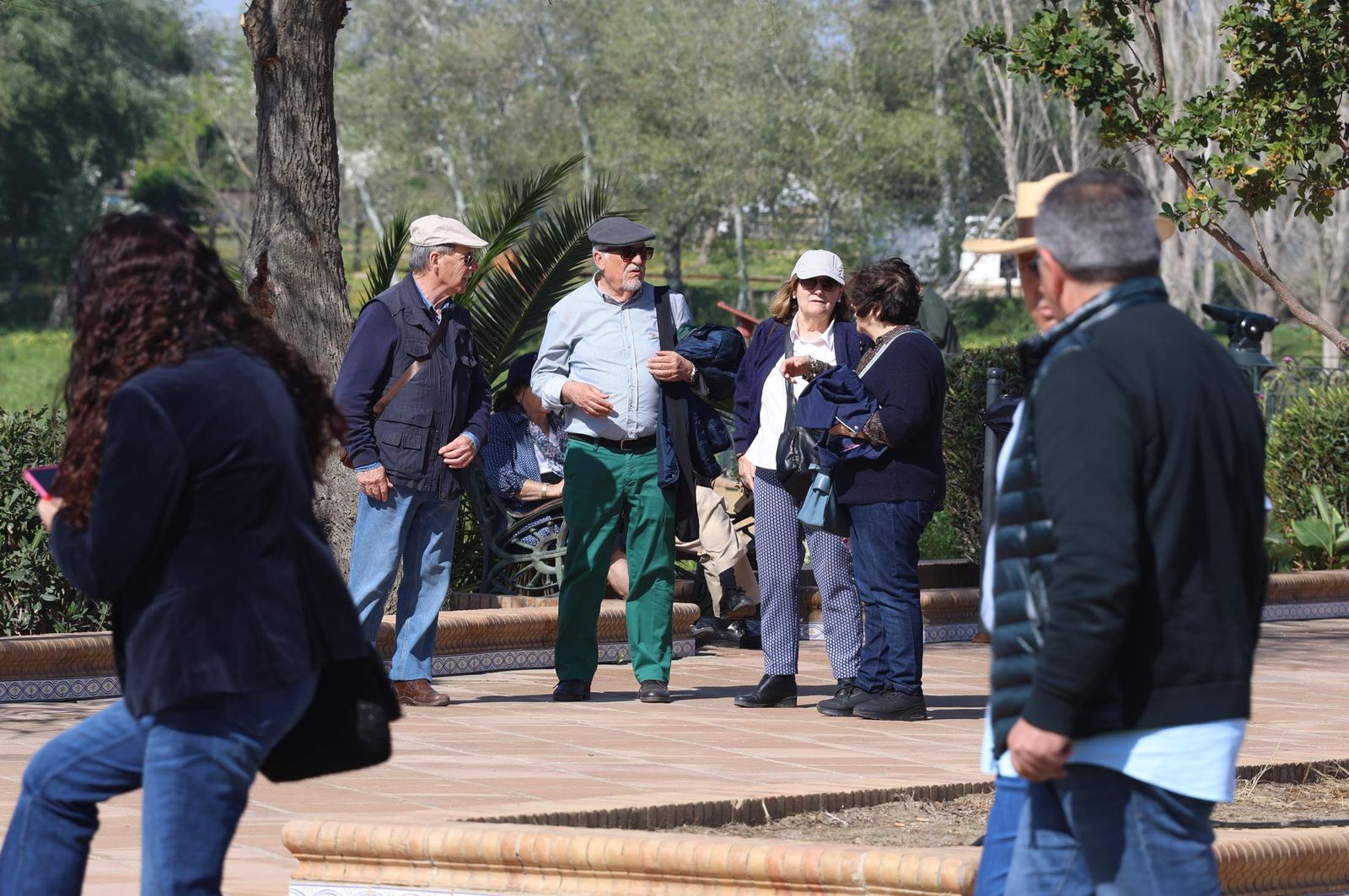Imágenes del ambiente en el sábado 16 de marzo en Huelva