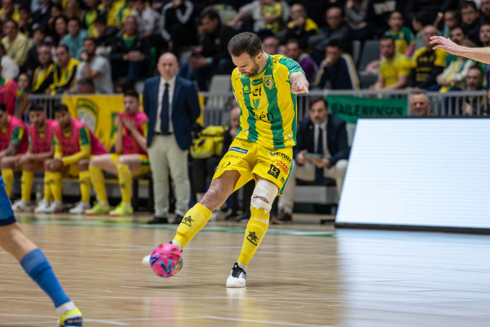 Las mejores imágenes del empate entre Jaén Paraíso Interior FS y Servigroup Peñíscola