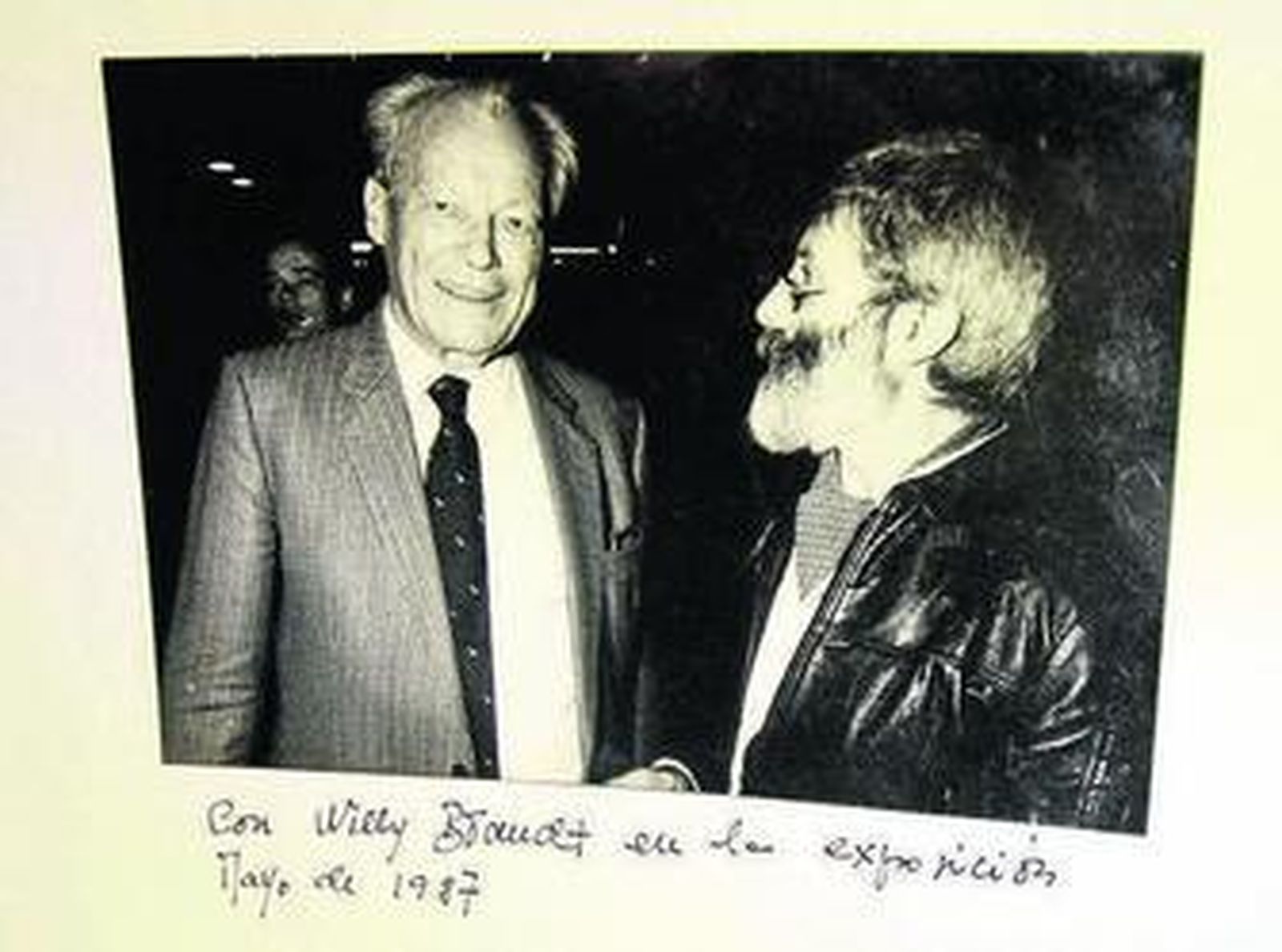 El pintor de Carmona, con Willy Brandt cuando expuso en Bonn.