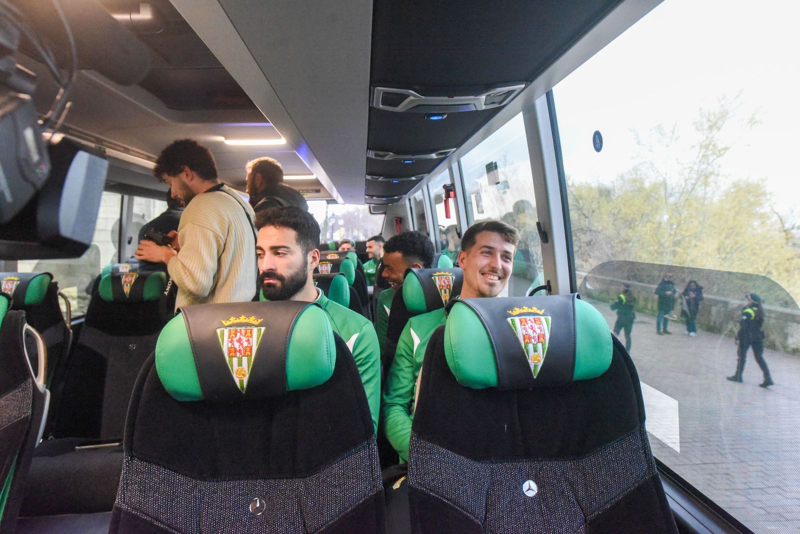 Las mejores fotos de la presentación del nuevo autobús del Córdoba CF