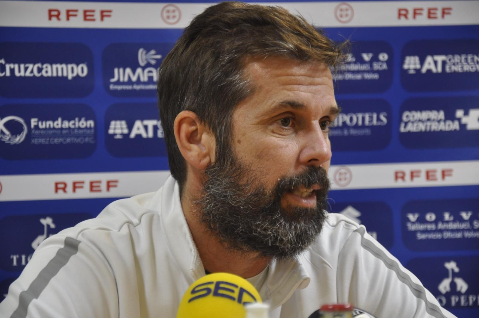 David Sánchez cree que el Utrera es el rival más complicado al que se van a enfrentar hasta ahora en casa.