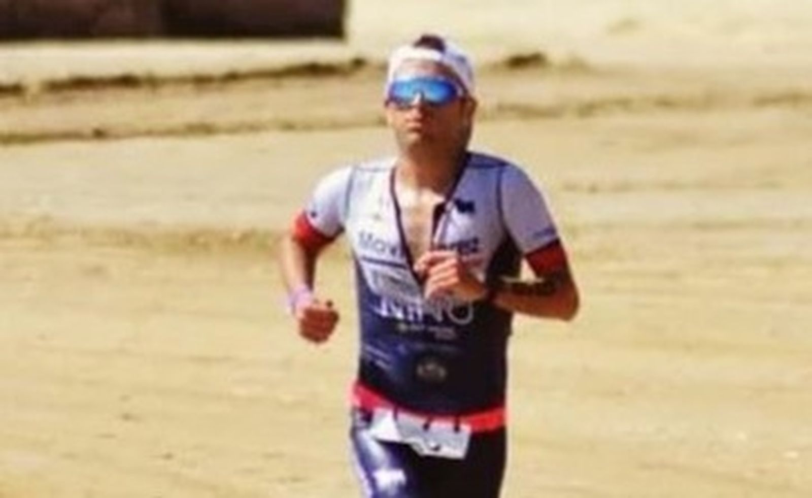 El atleta del Trikiman Movijerez, en el sector de pie.
