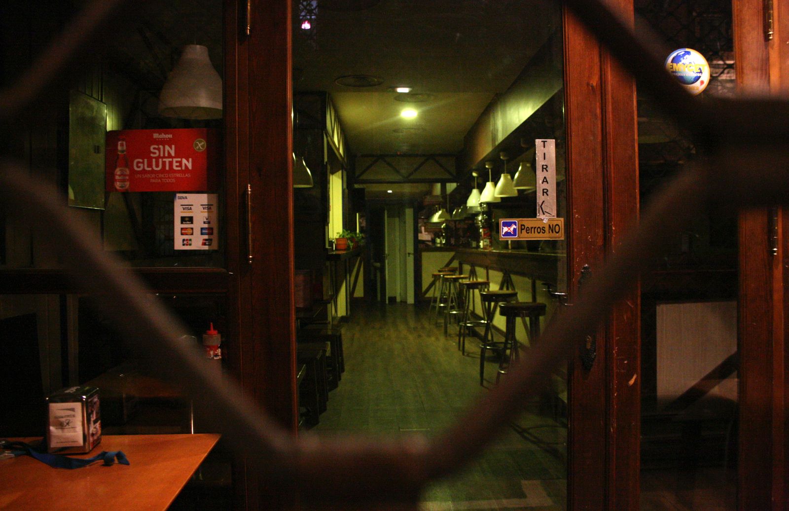 Las zona de fiesta de Granada por la noche durante el confinamiento por coronavirus