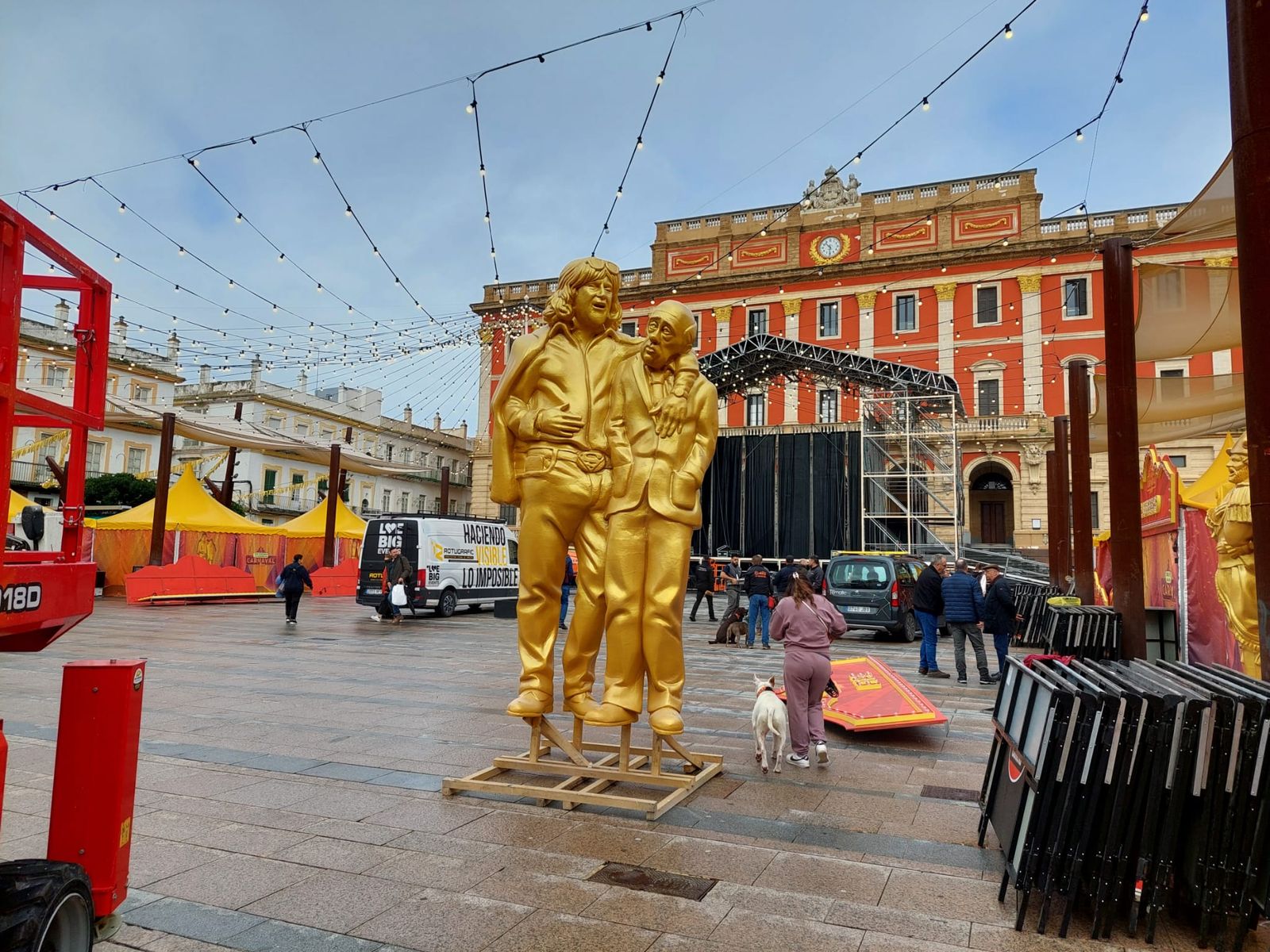 'El Selu', protagonista del conjunto escultórico de la decoración.