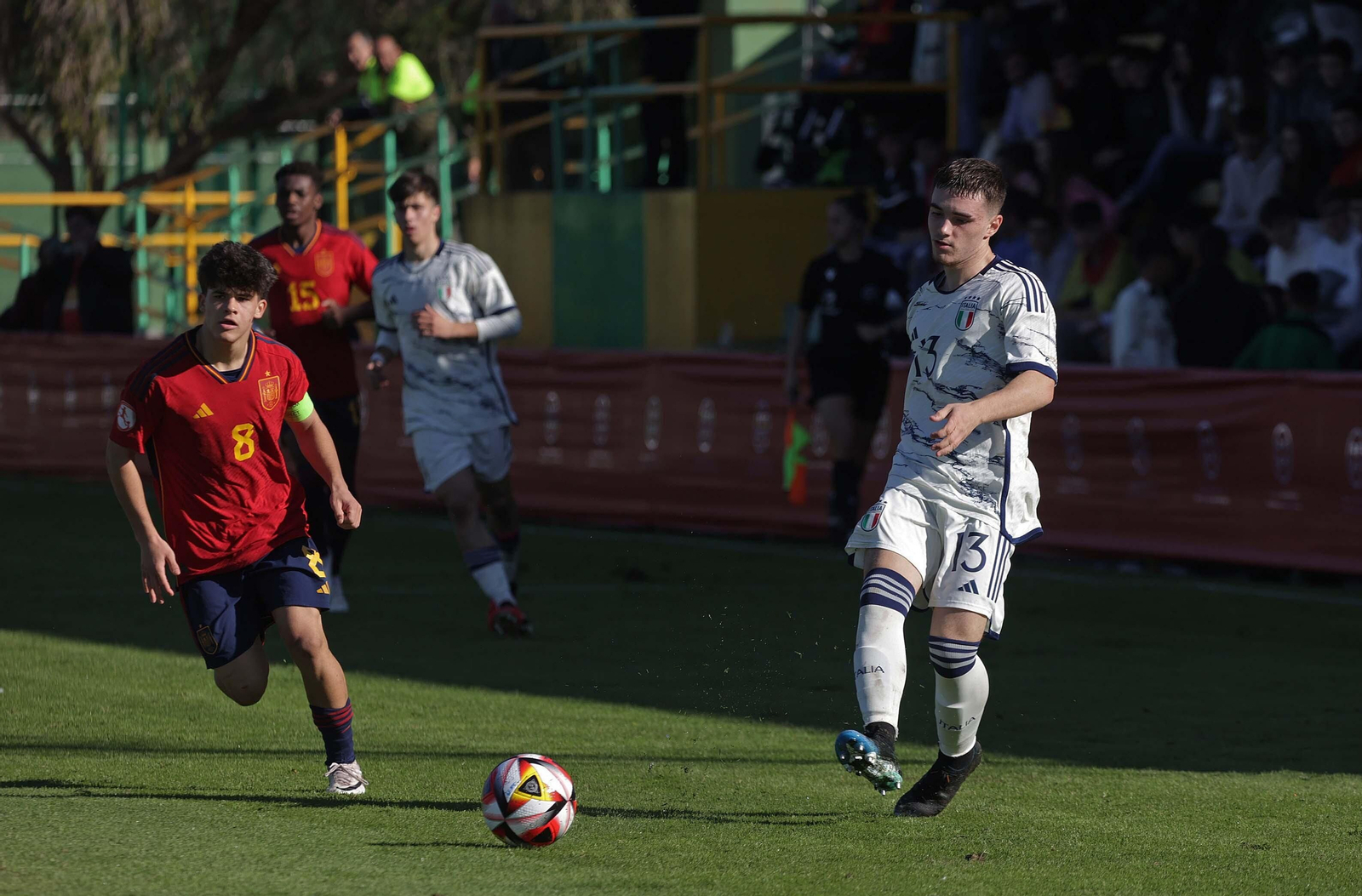 Las mejores fotos del segundo partido España - Italia sub-17 en Los Barrios