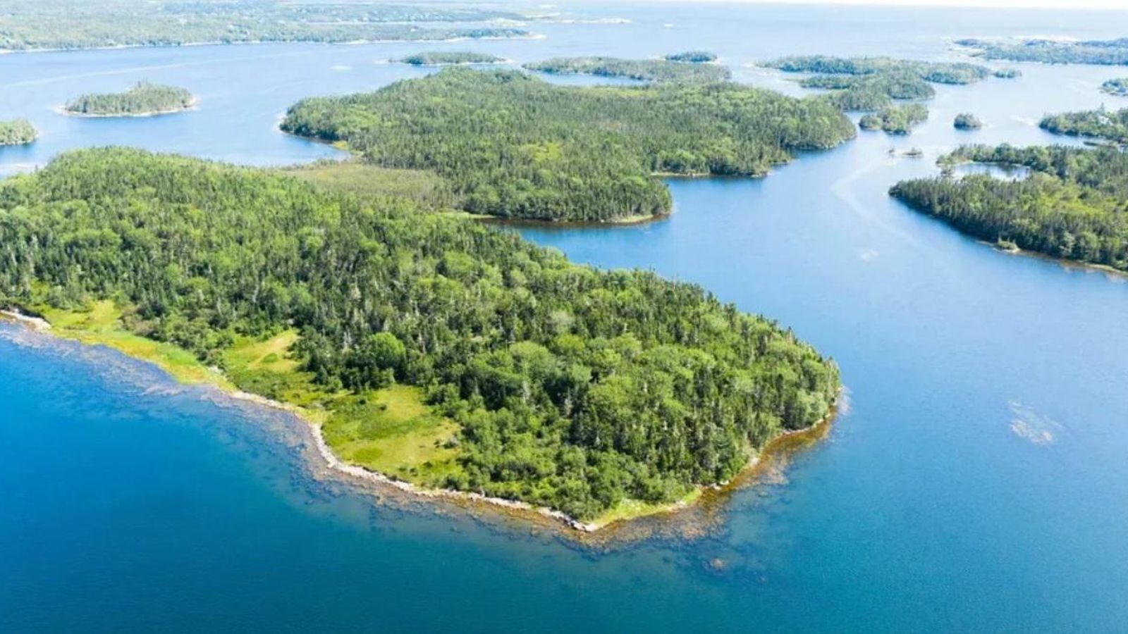 Islas a la venta en Nueva Escocia, Canadá.