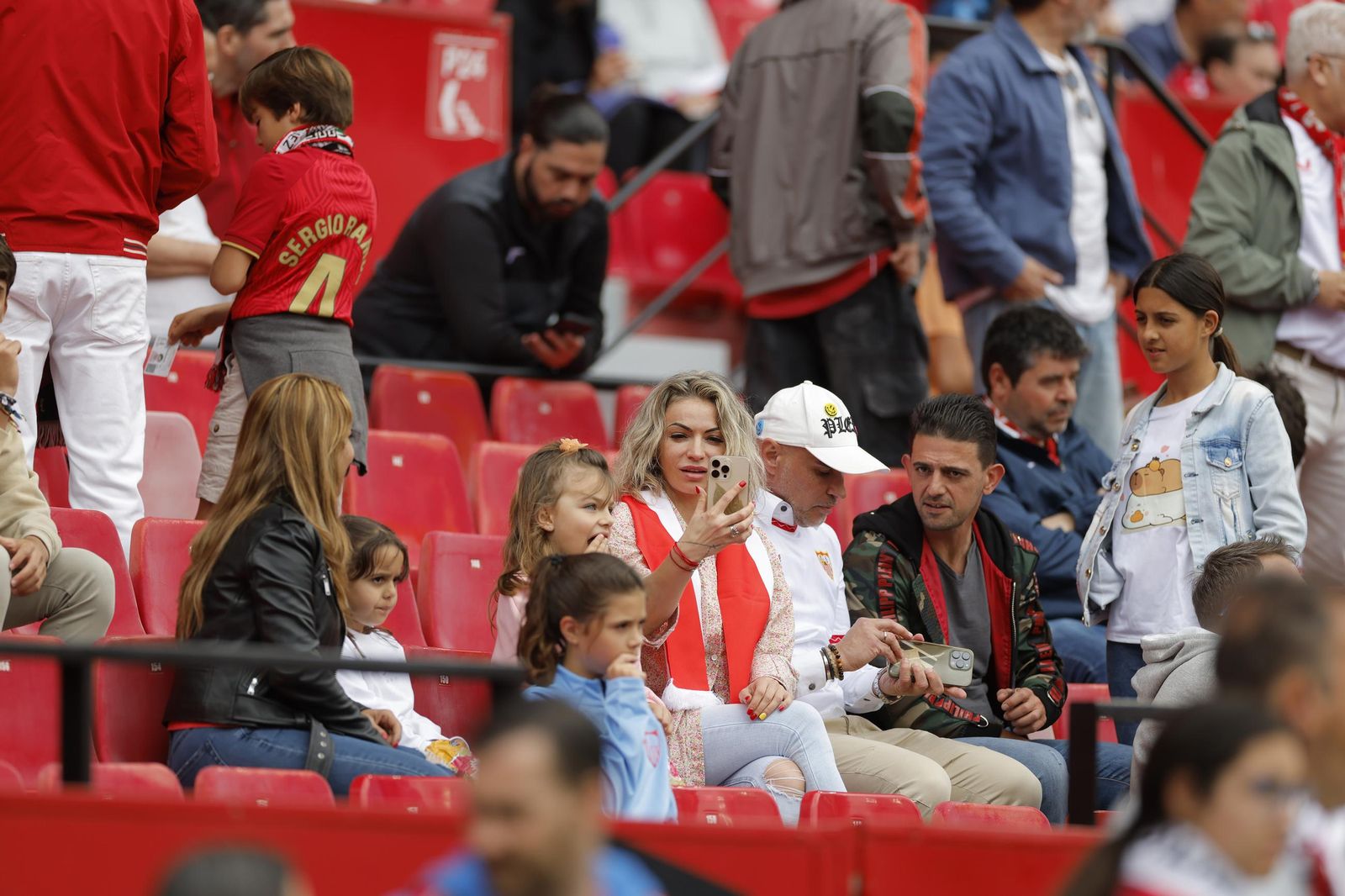 Búscate en las fotos del Sevilla FC - Leganés