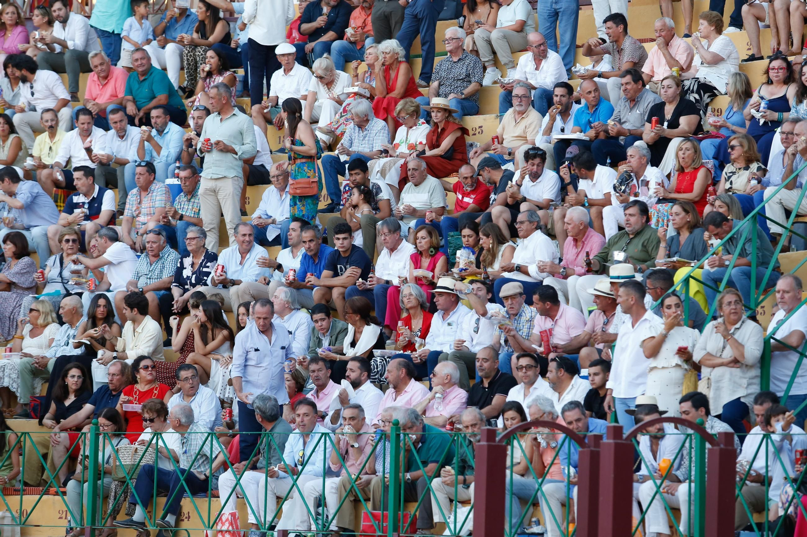 Búscate en el mano a mano entre Roca Rey y Pablo Aguado en La Línea
