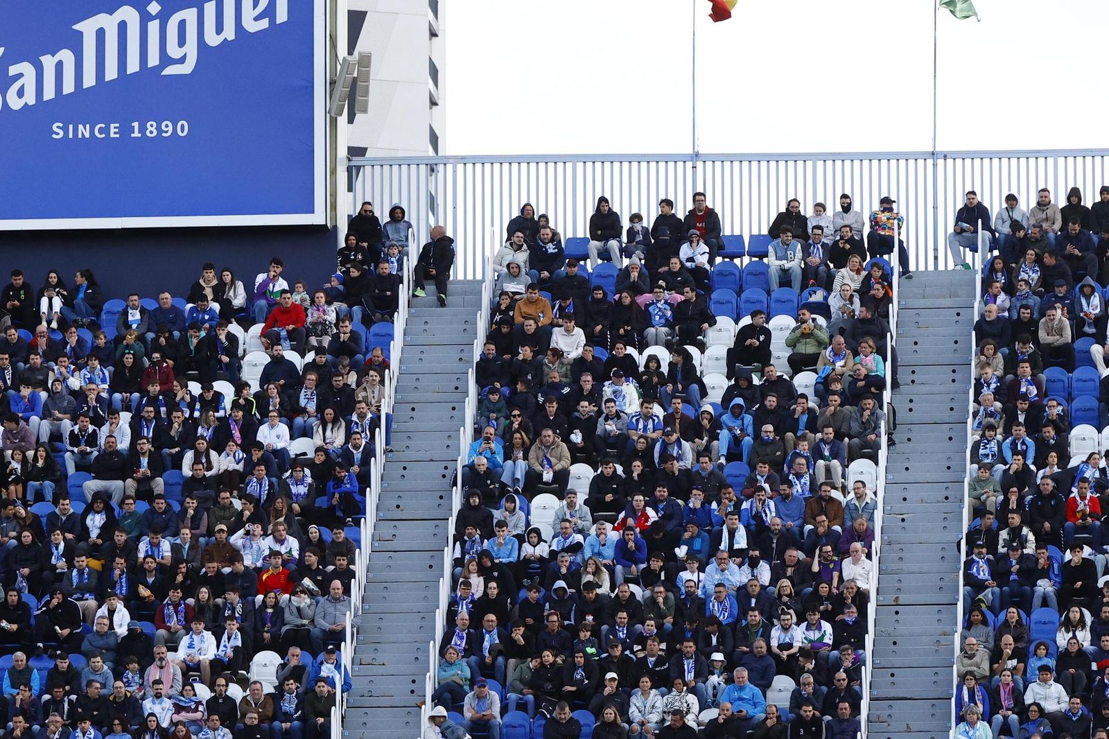 Búscate en La Rosaleda durante el Málaga CF-Racing de Ferrol