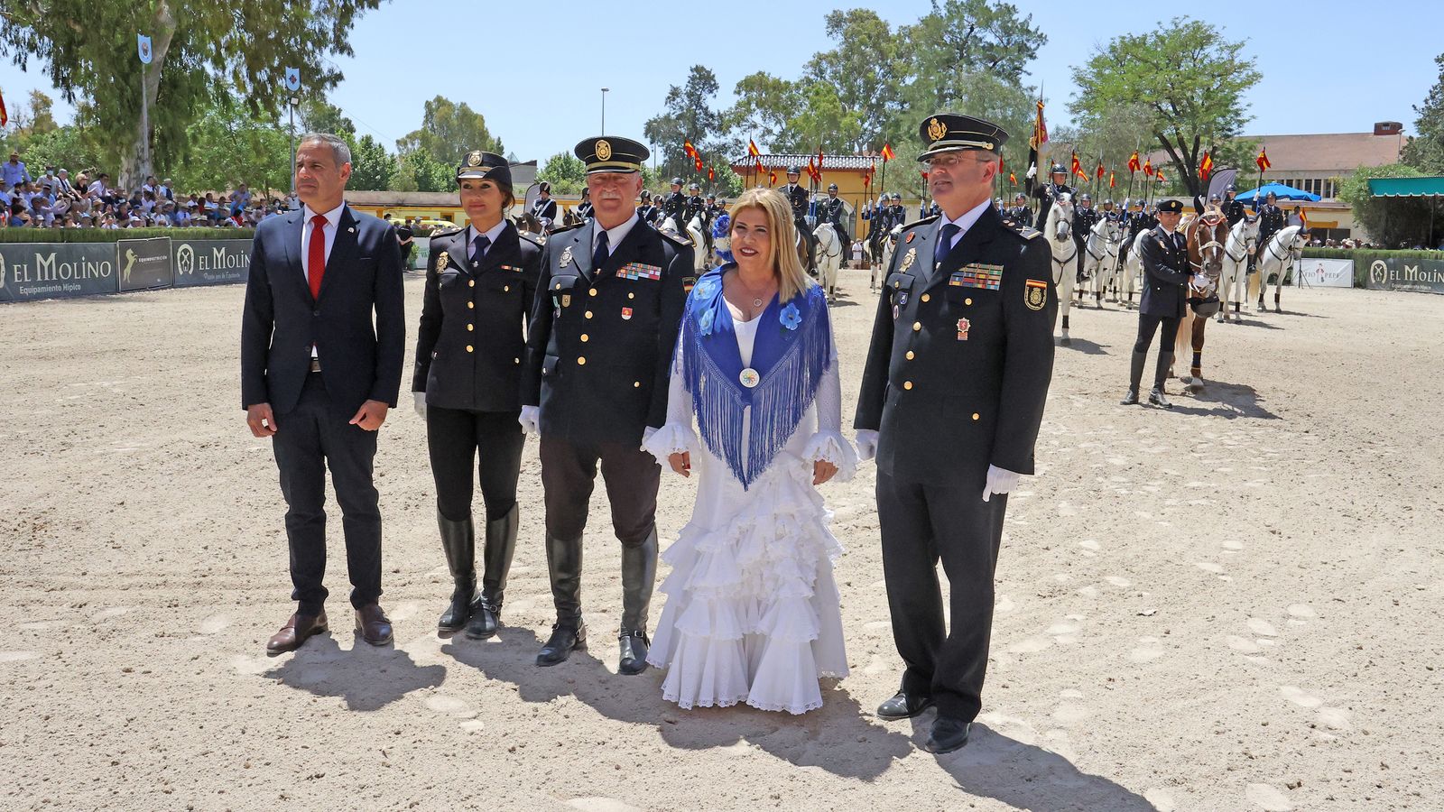 Entrega del Caballo de Oro en Jerez a la Unidad Especial de Caballería de la Policía Nacional.
