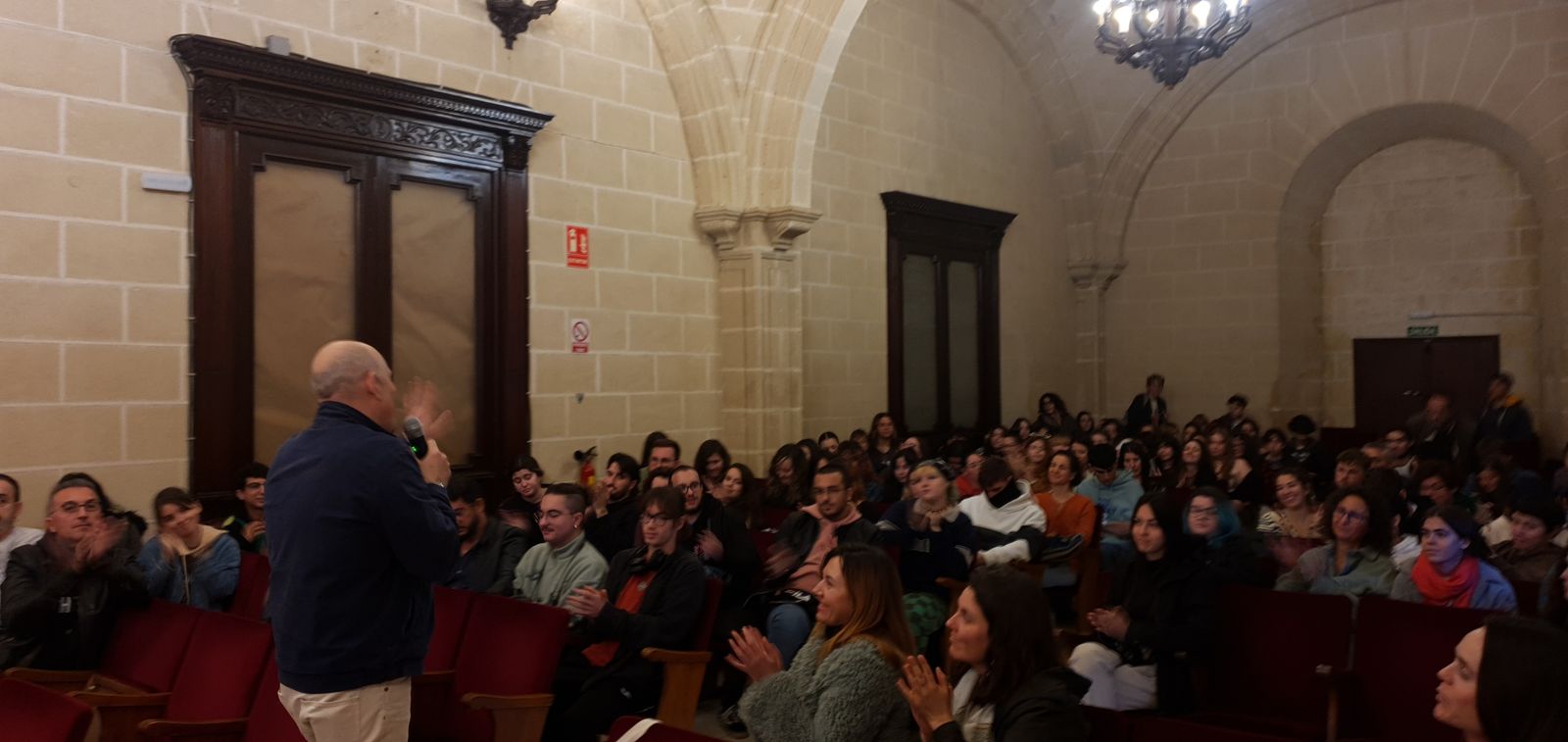 Inauguración de las XI jornadas de Diseño Trayectorias en la Escuela de Arte de Jerez.