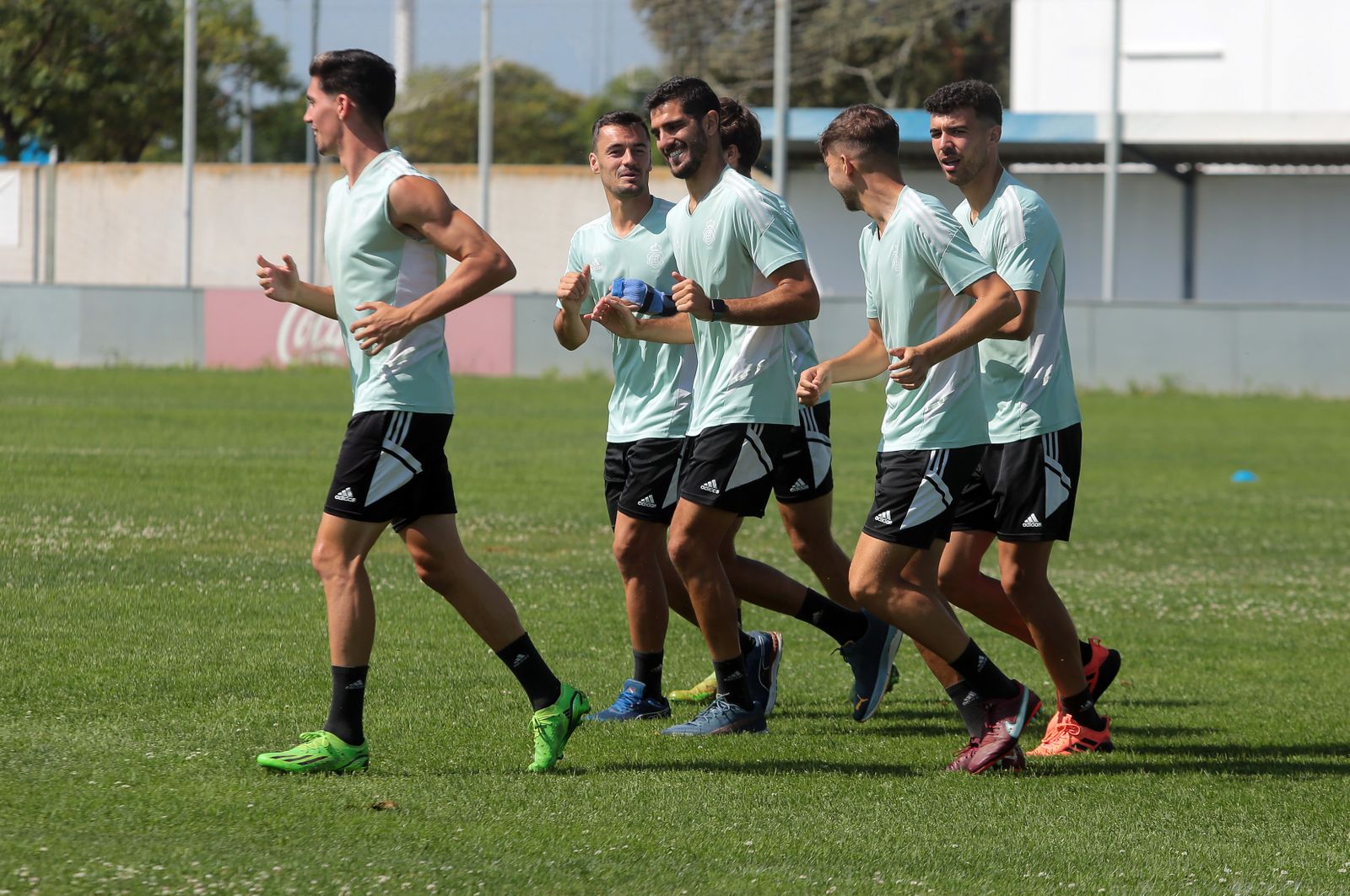 Imágenes del entrenamiento del Recre en la Ciudad Deportiva