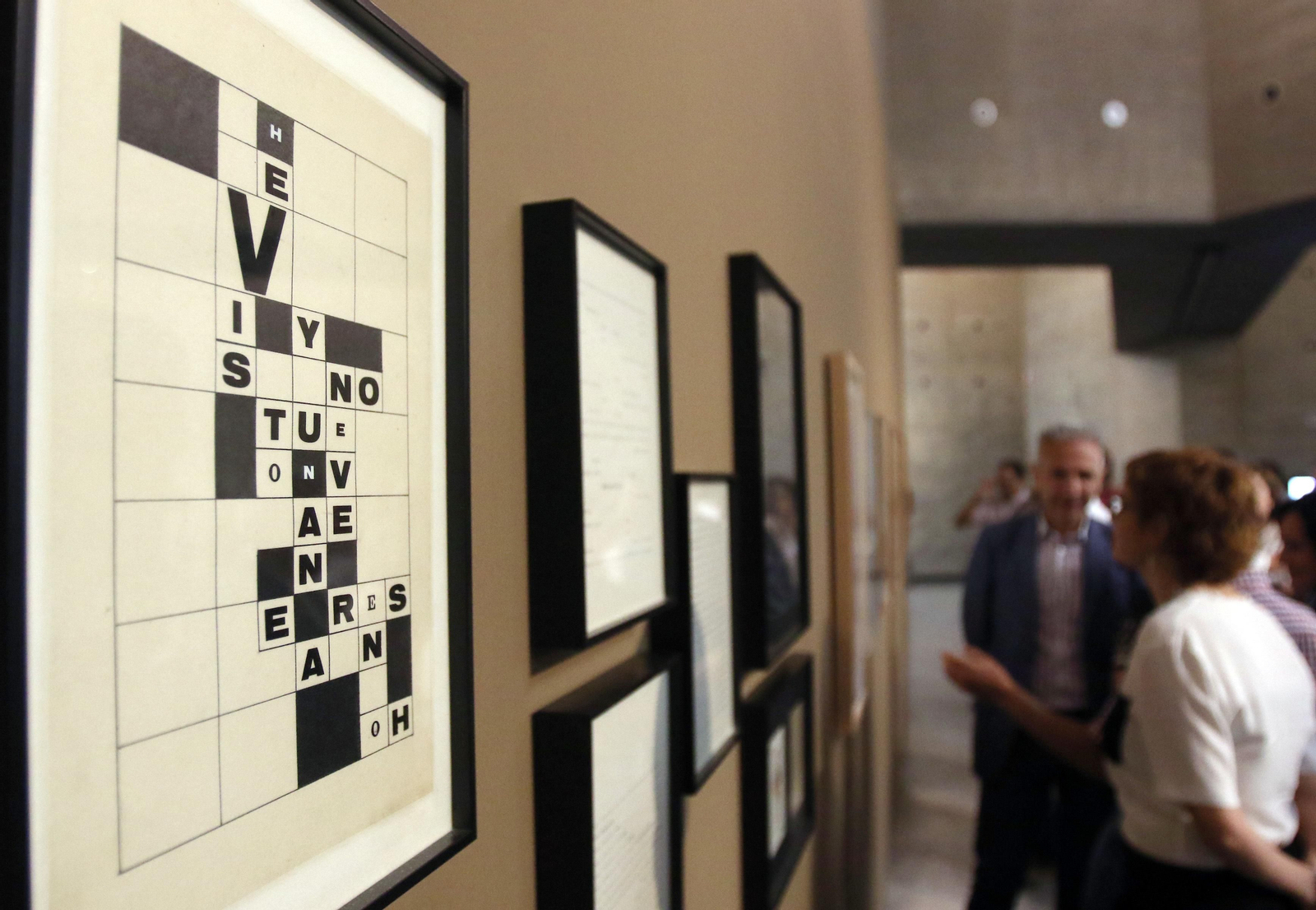 Exposición 'Constelaciones, poesía visual y experimental en España'.