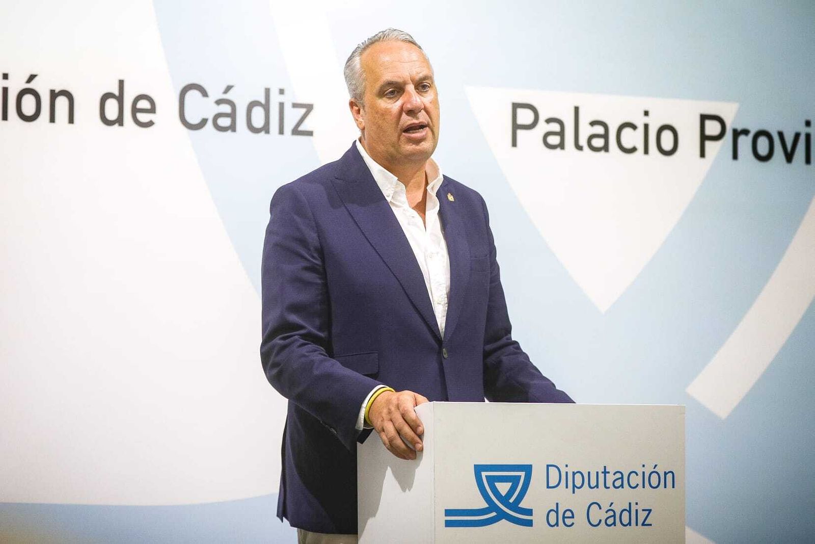 El presidente de la Diputación, Juan Carlos Ruiz Boix, este miércoles en rueda de prensa.