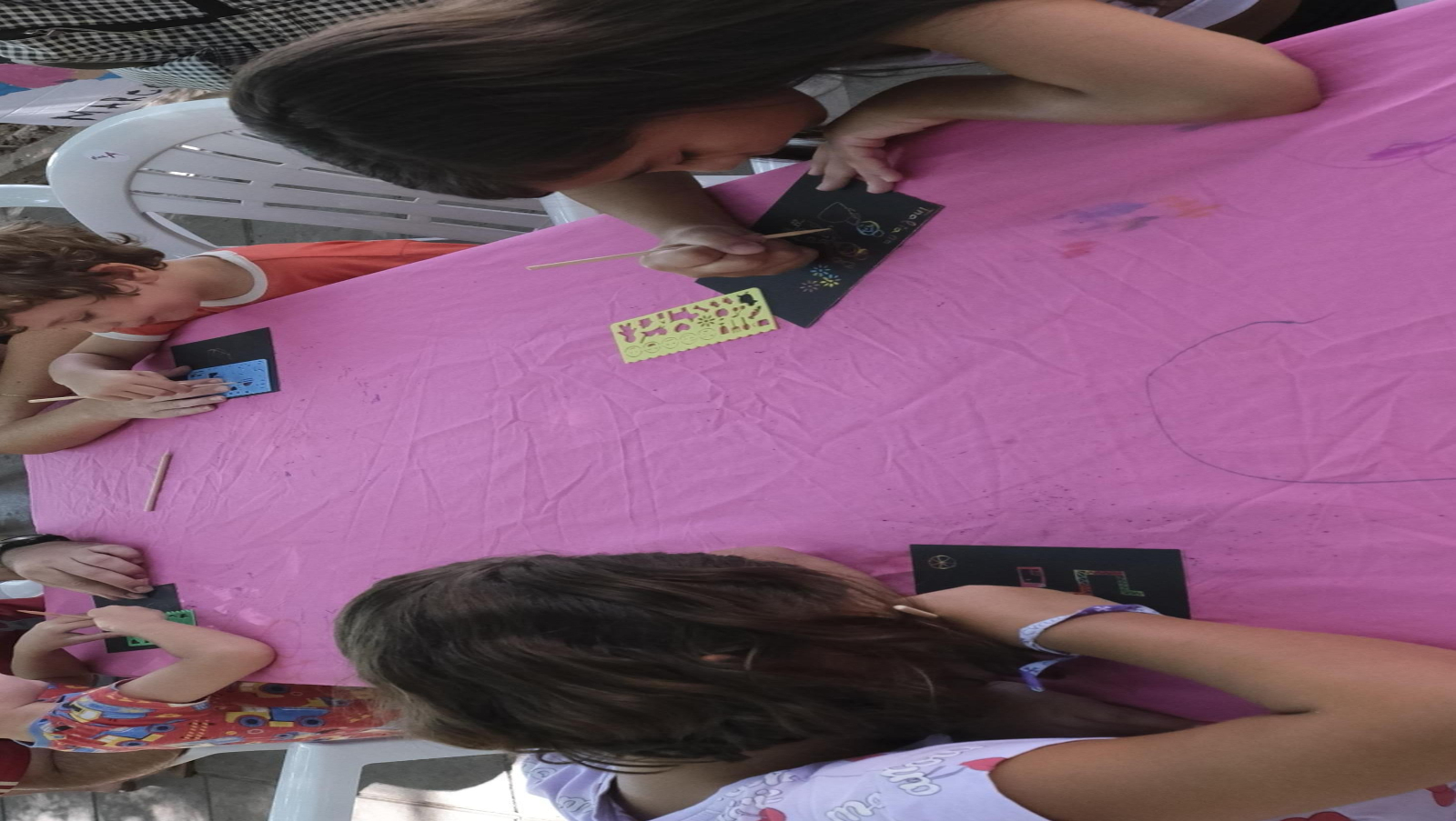 Juegos Tradicionales Infantiles en la Feria de Almería 2024, en imágenes