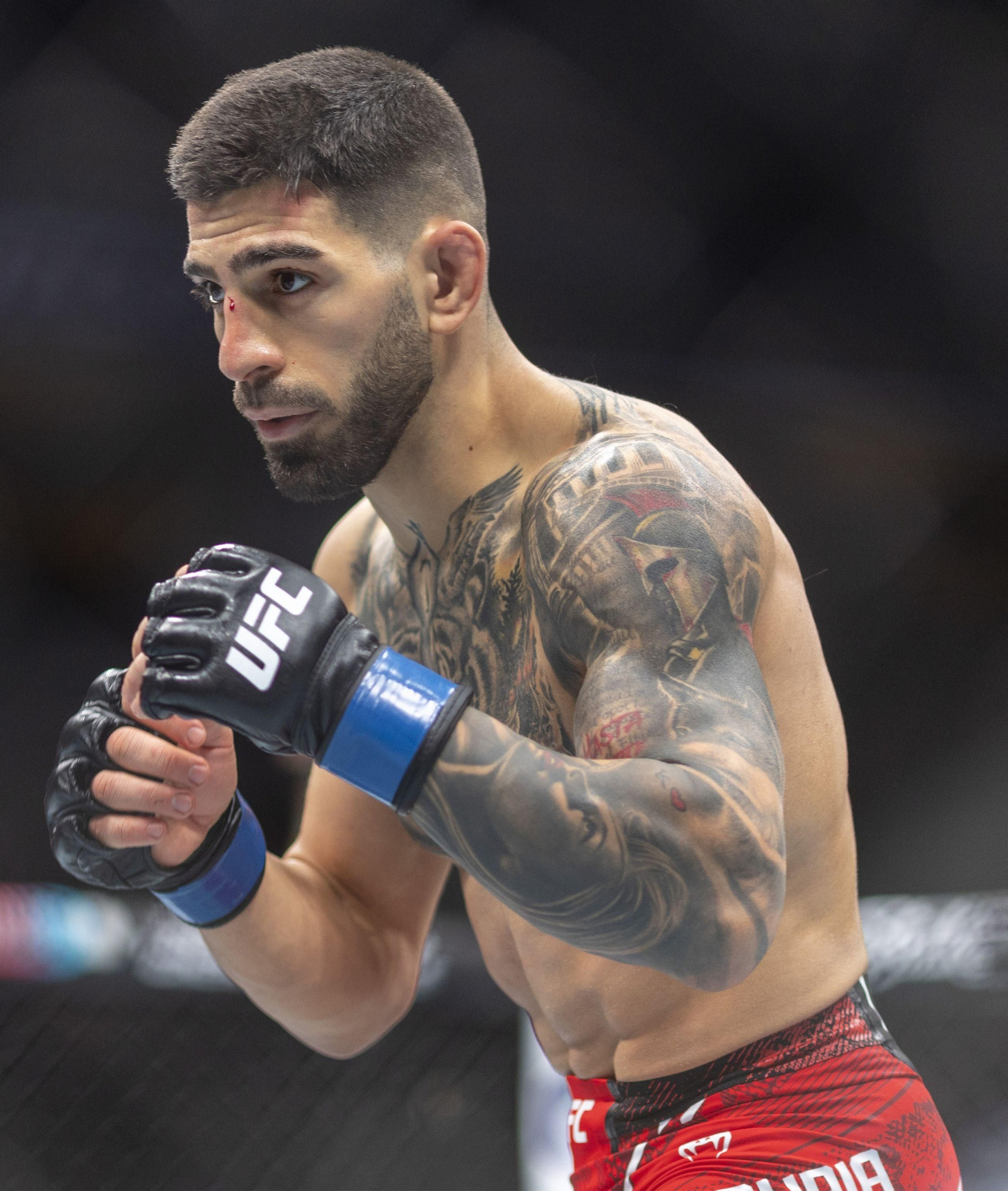 Las fotos de la victoria de Ilia Topuria como campeón de la UFC