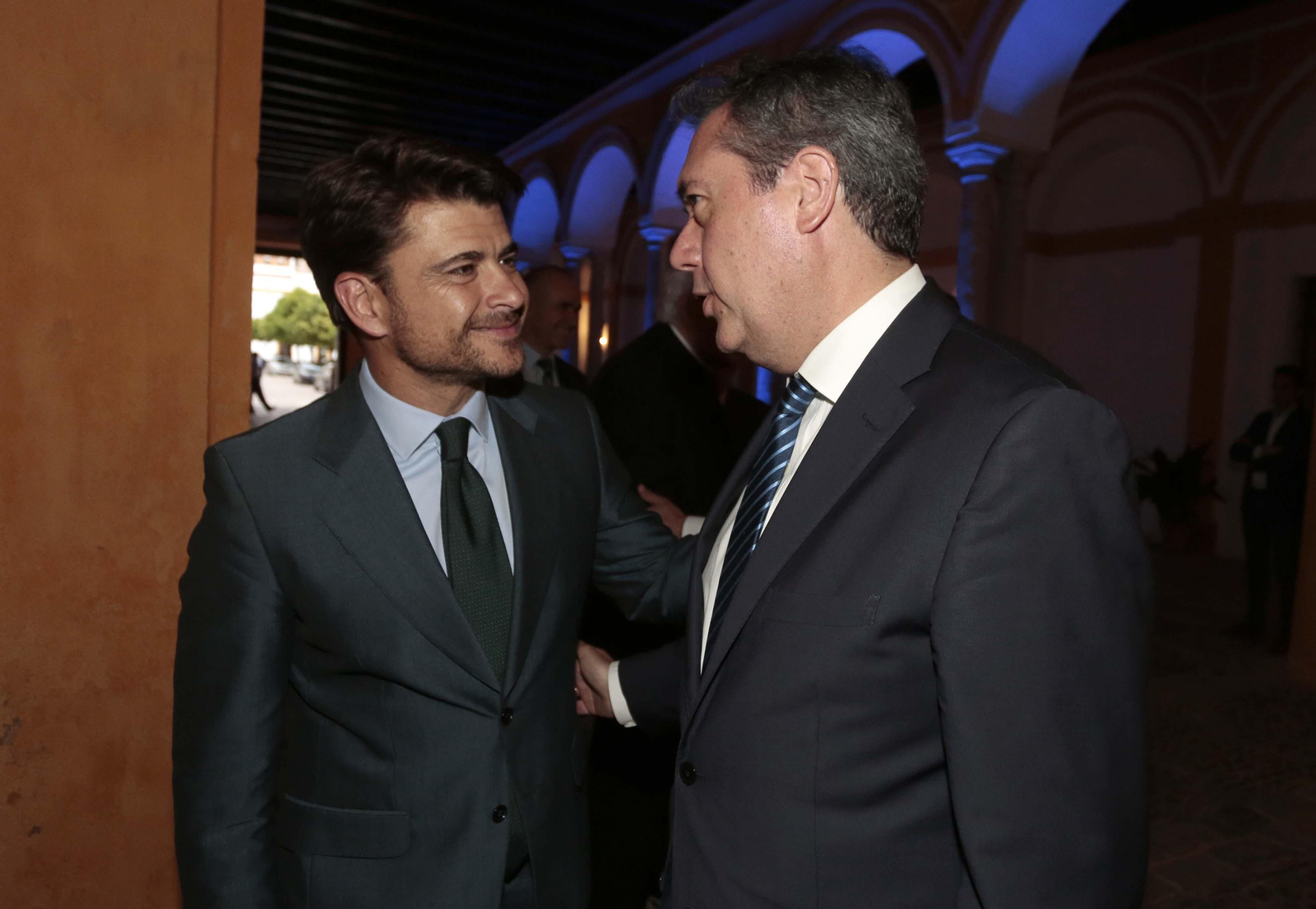 Los asistentes al VII Premio Manuel Clavero