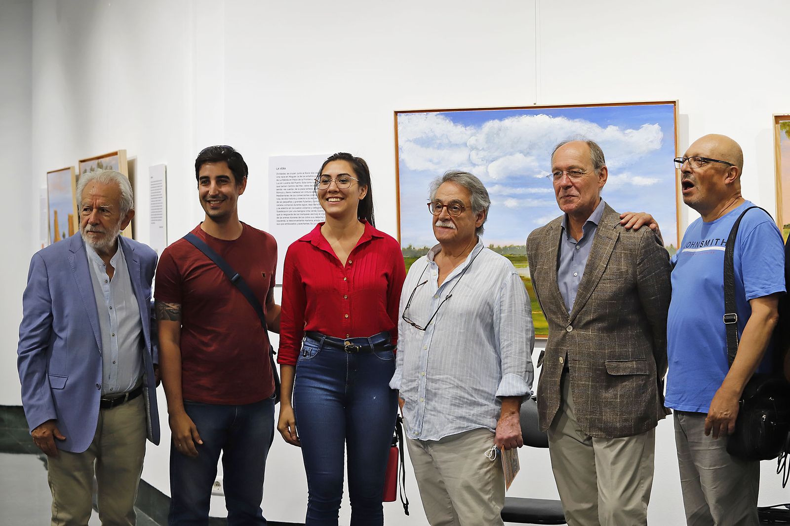 Imágenes de la inauguración de la exposición 'Pasajes y Paisajes de Doñana' de Juan VIlla