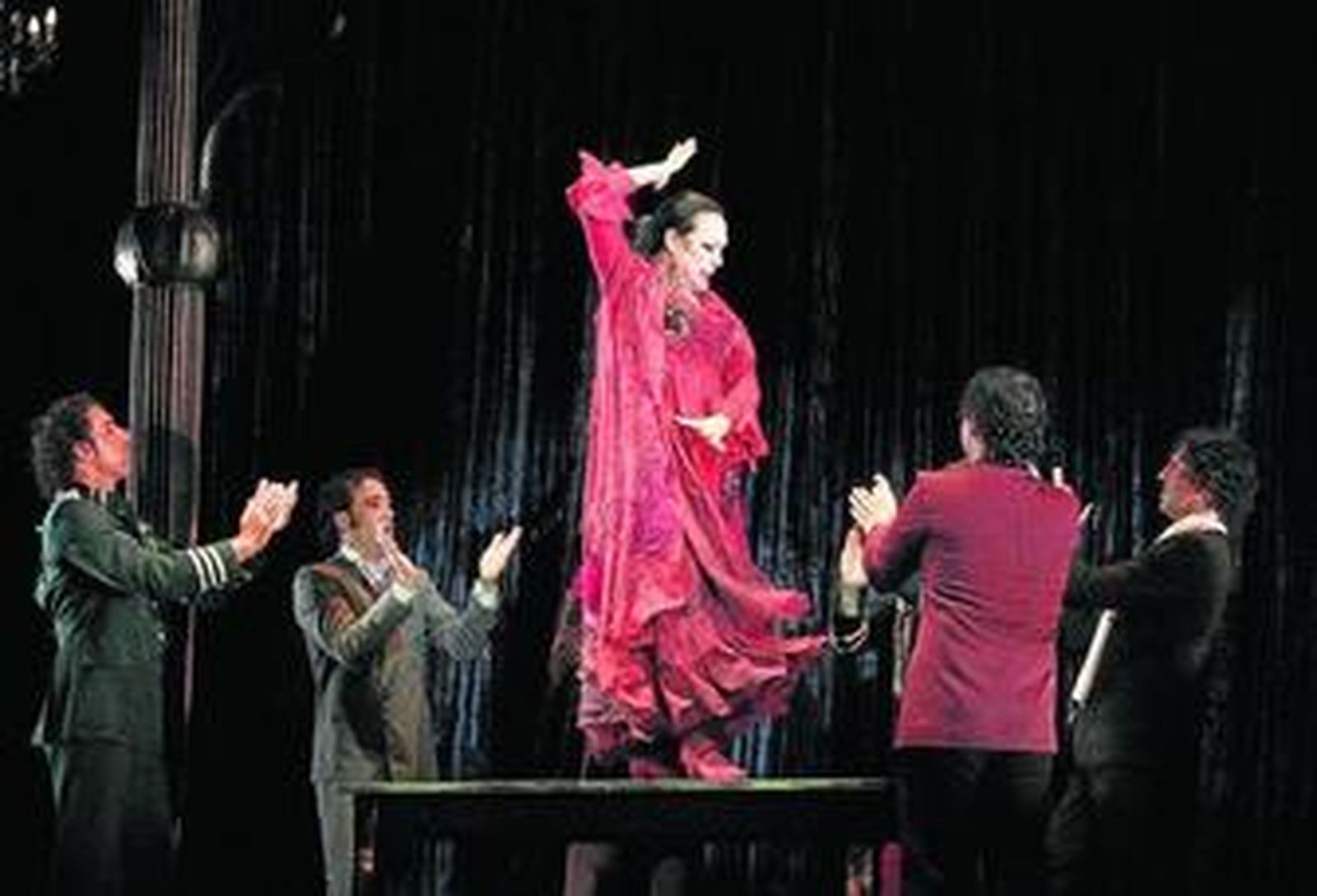 Cristina Hoyos en 'Poema del cante jondo'.