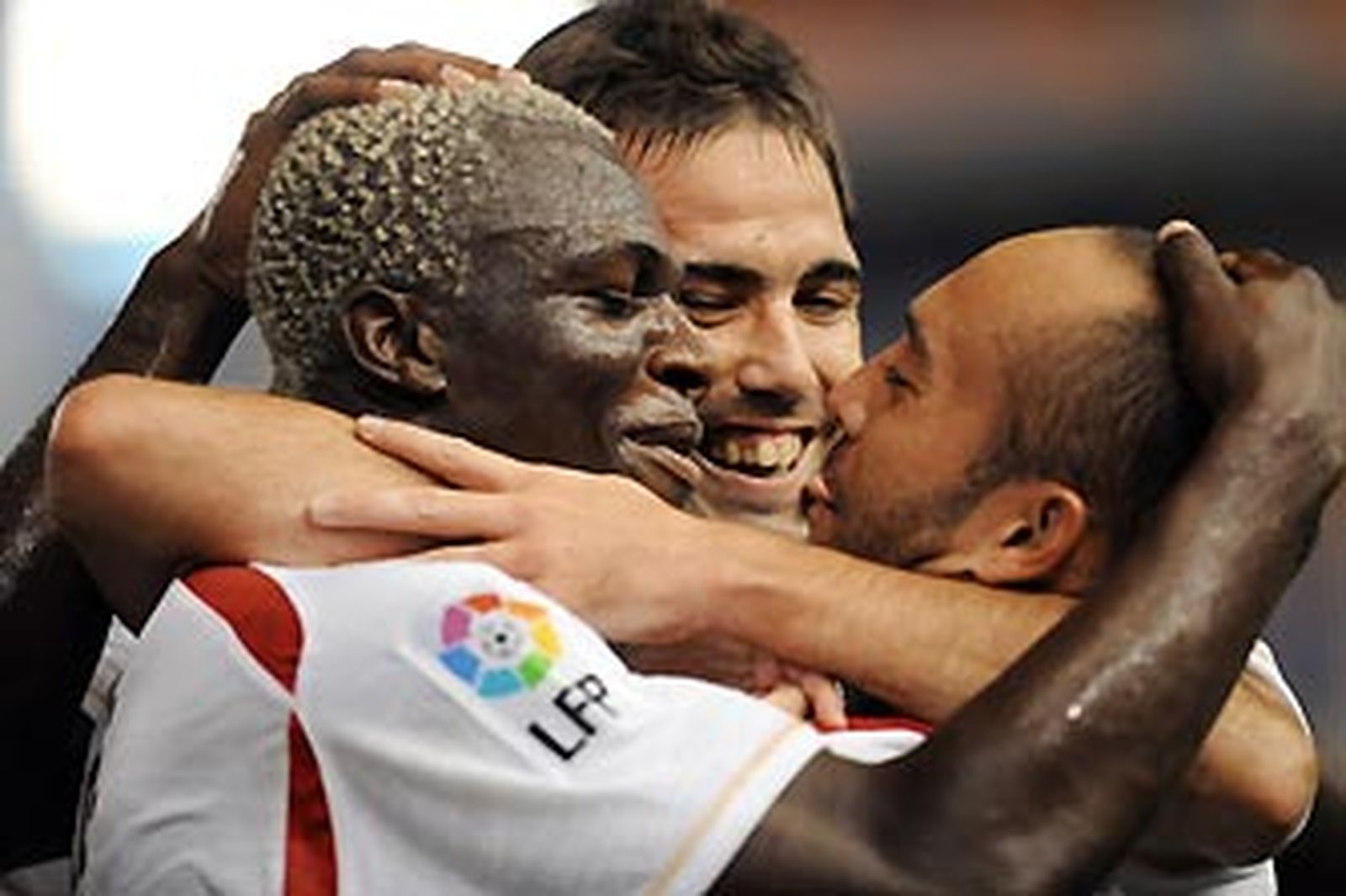 El Sevilla conquista su quinto Carranza (0-3)