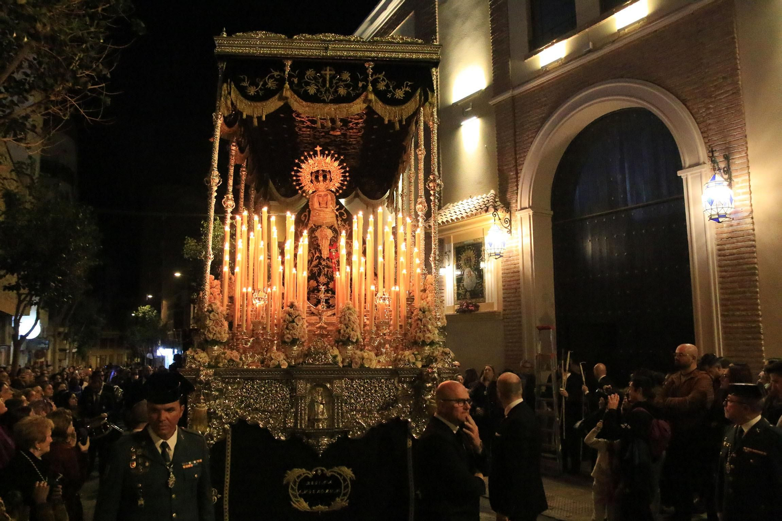 La procesión del Silencio, en imágenes