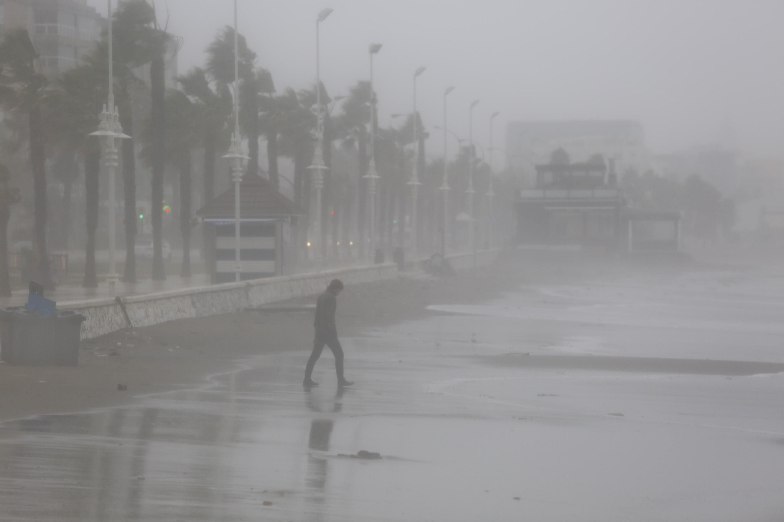 Fotos de las incidencias de la lluvia en Málaga