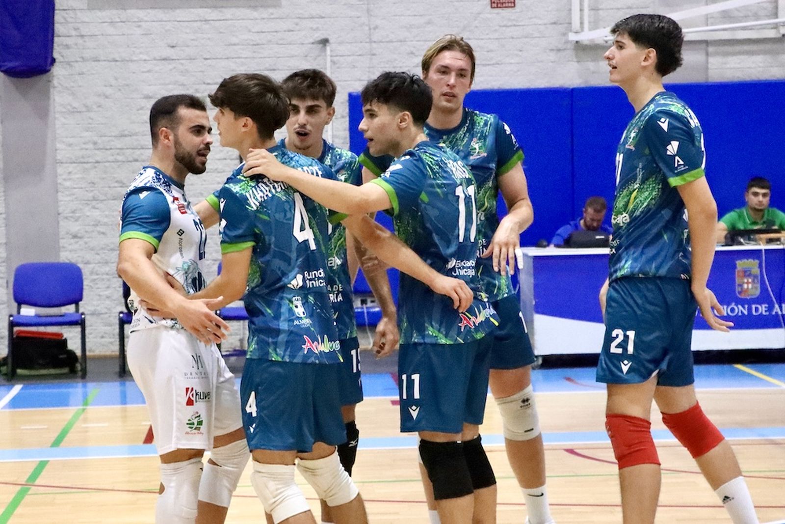 'Dato' forma parte del grupo más joven de Unicaja formado por Moya, Mario García, Ríos o Cañadas.