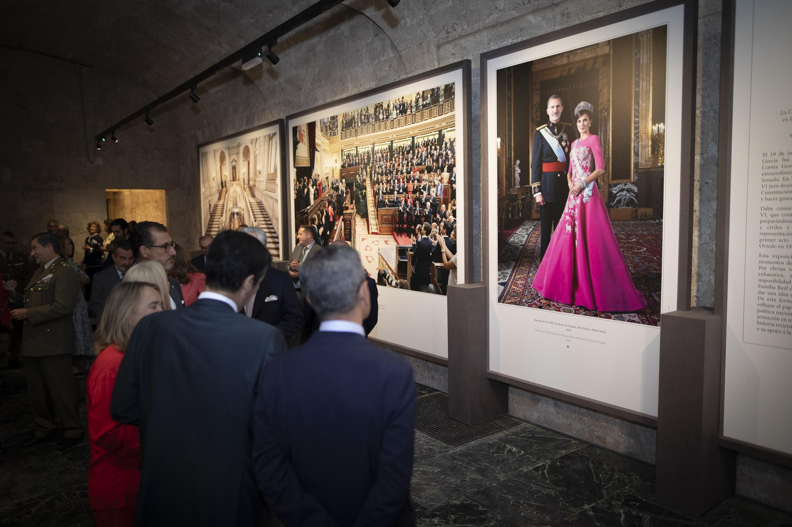 Así es la exposición que repasa el reinado de Felipe VI en Granada