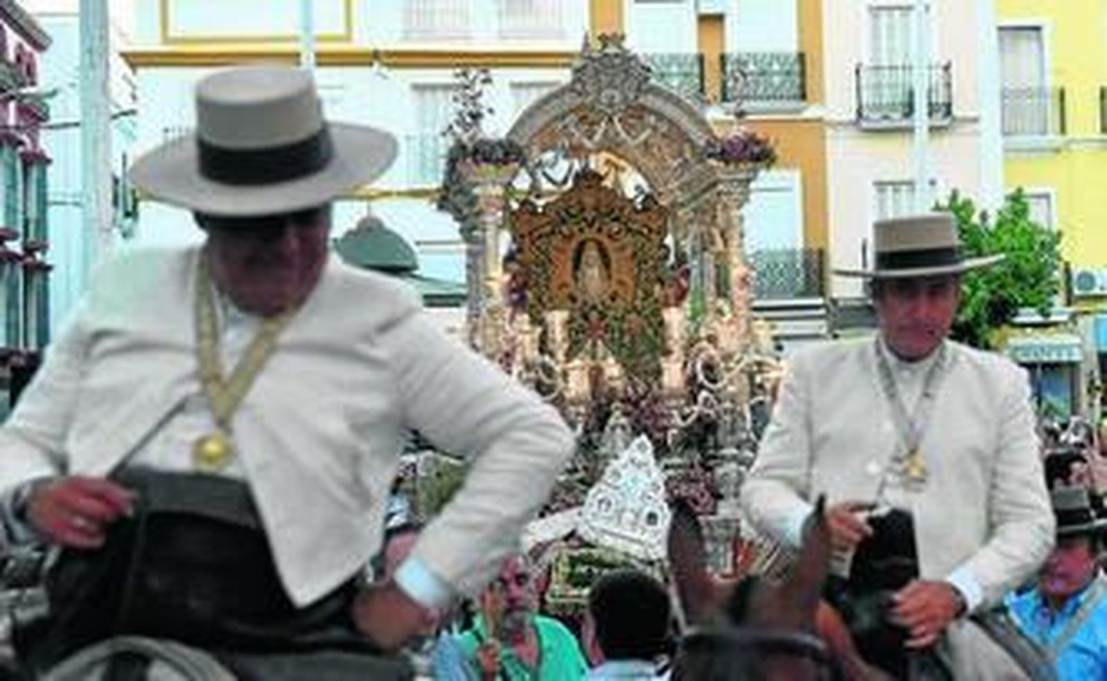 Romeros, carretas, bueyes y futbolistas