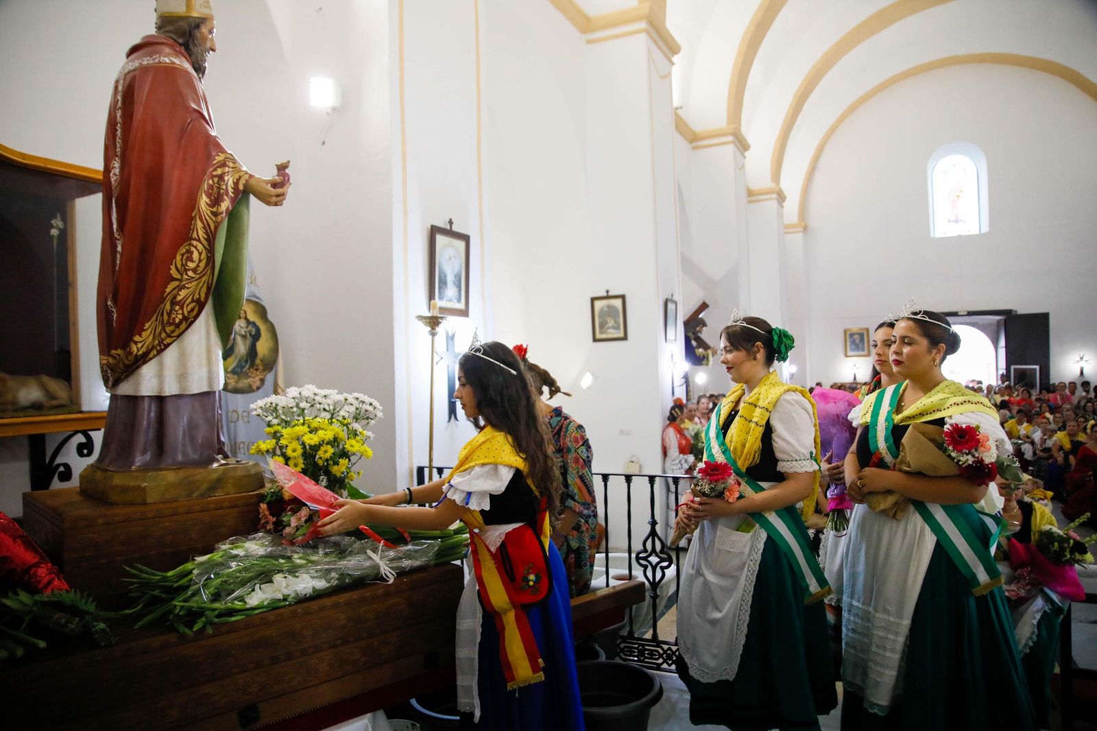 La Subida del Agua de las fiestas de Mojácar, en imágenes