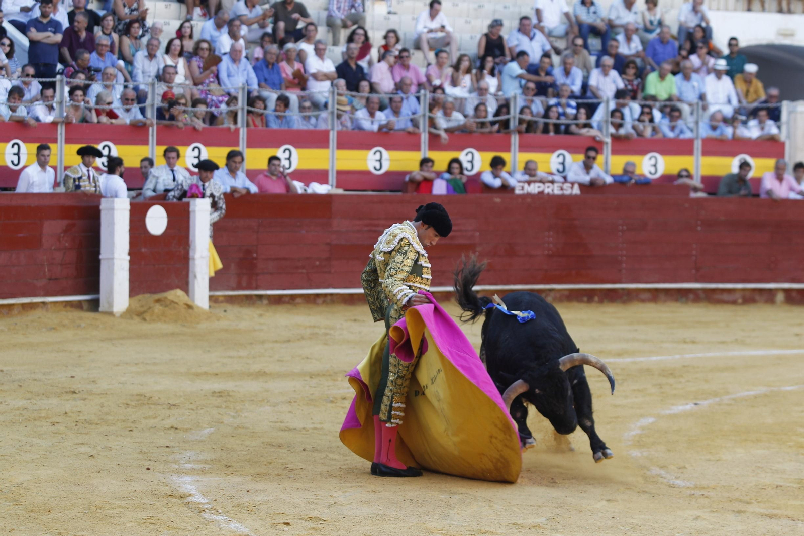 Fotogalería Primera Corrida de Toros. Feria de Almería 2019