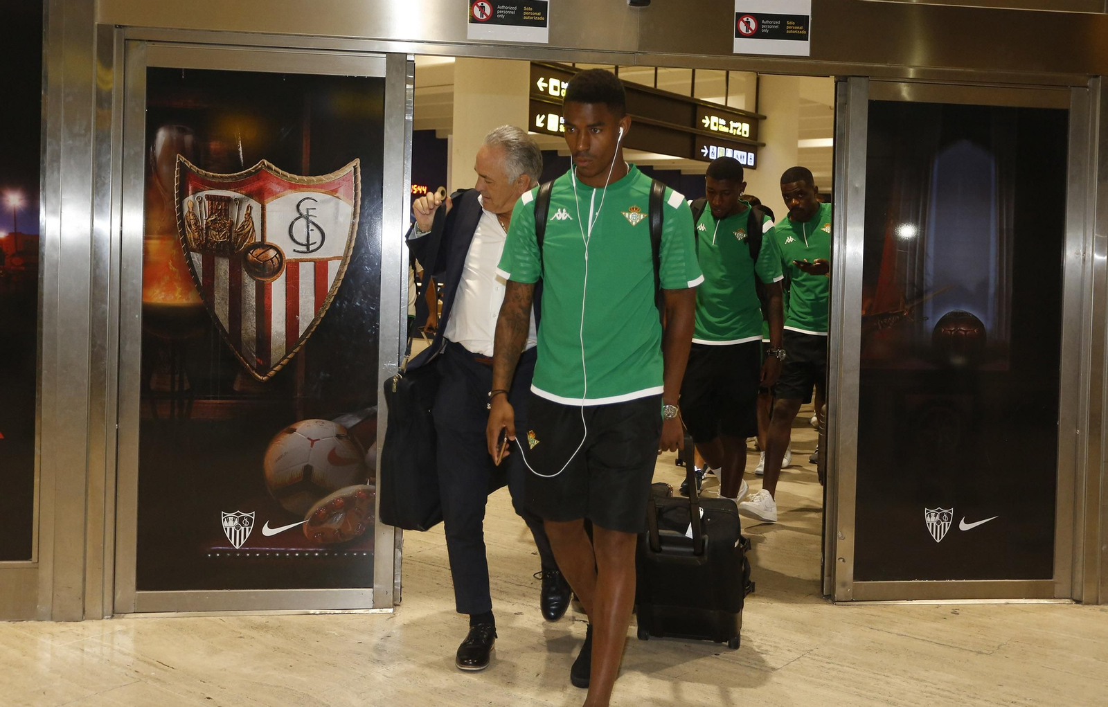 Júnior lidera la expedición bética en San Pablo.