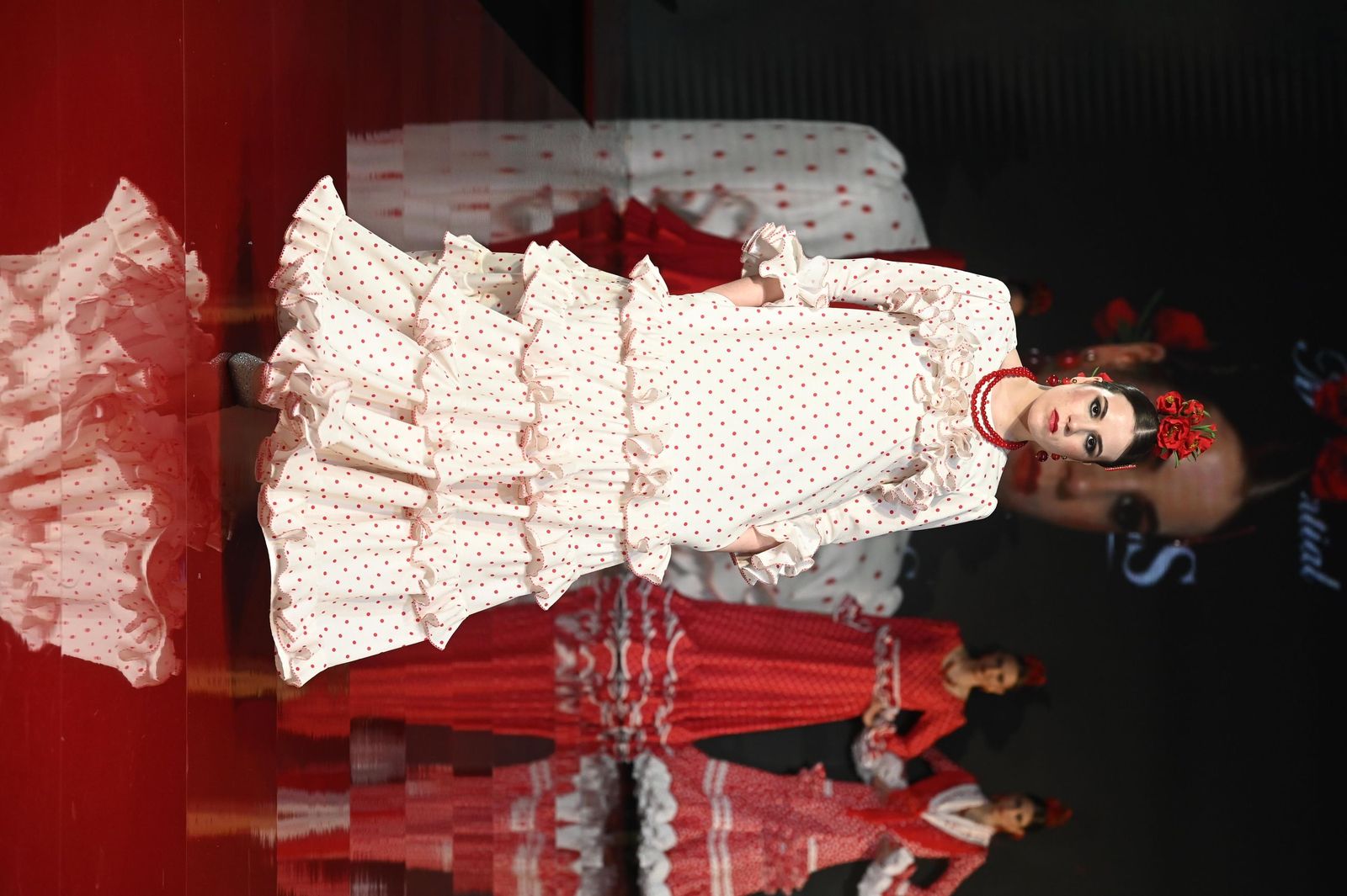 Huelva Flamenca 2026: Desfile de Raquel Muñoz